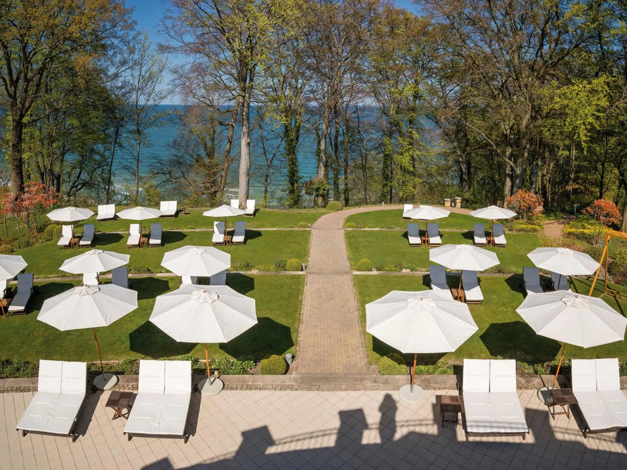 Garden in aja Nordperd & Villen Göhren