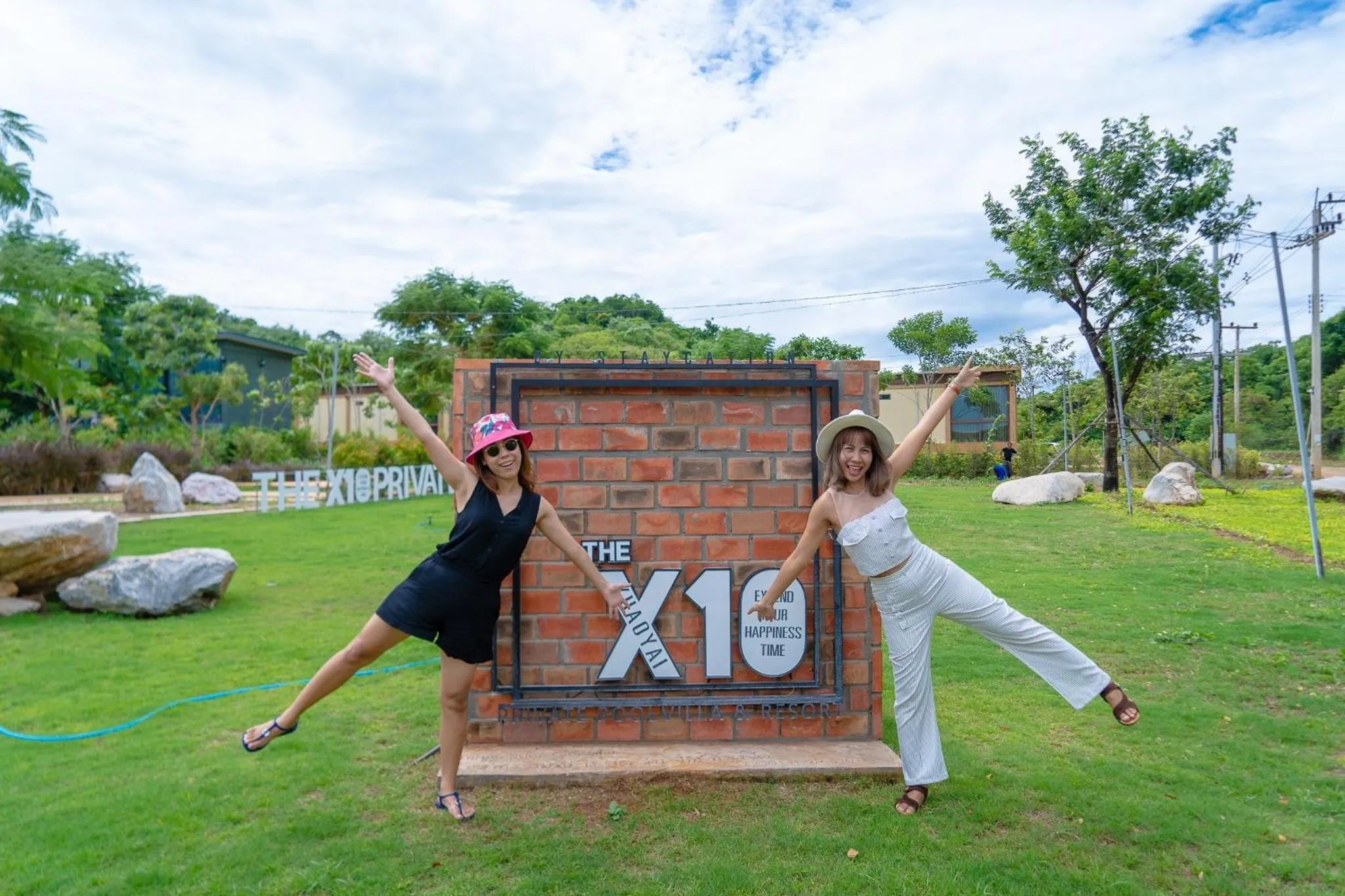 People in The X10 private pool villa khaoyai SHA Certified เขาใหญ่