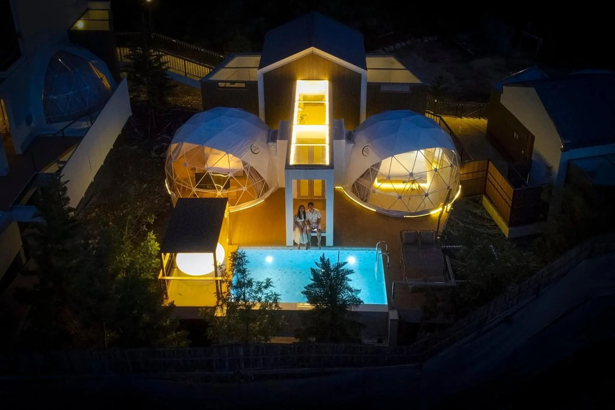 Night in The X10 private pool villa khaoyai SHA Certified เขาใหญ่