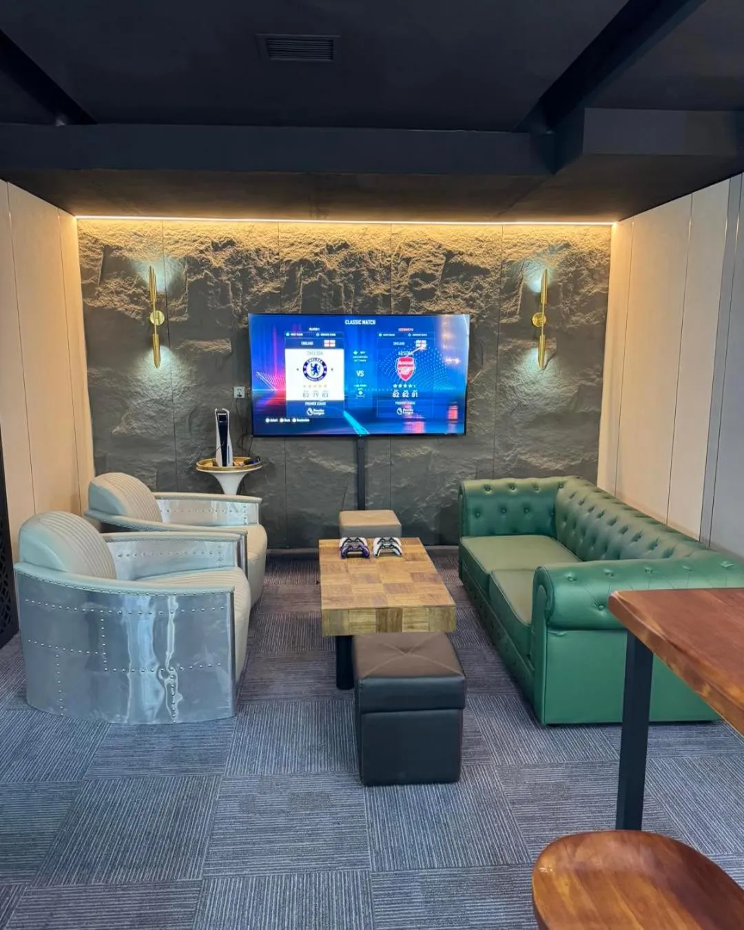 TV and multimedia in UB City Hotel