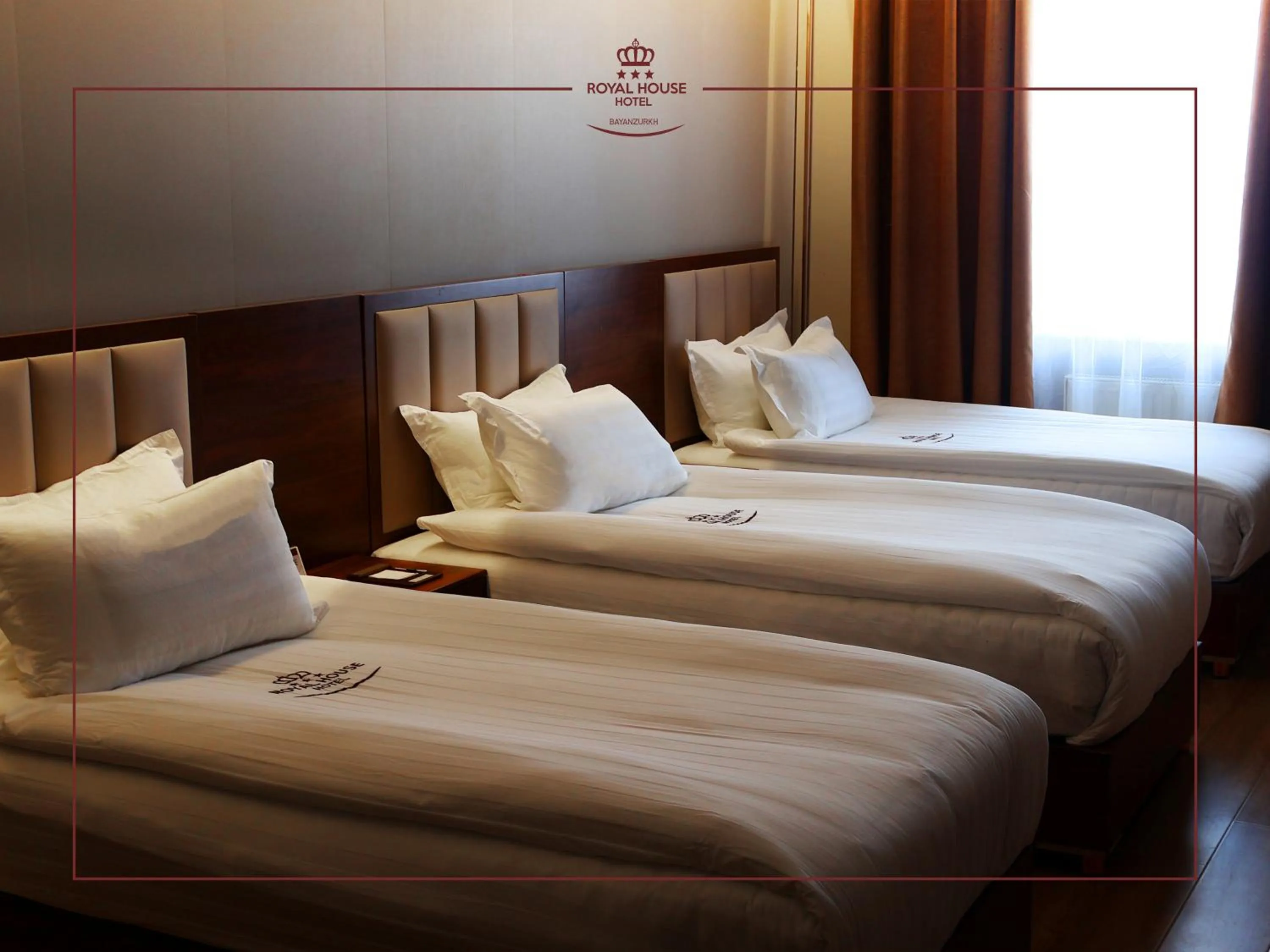 Bedroom in Royal House Hotel