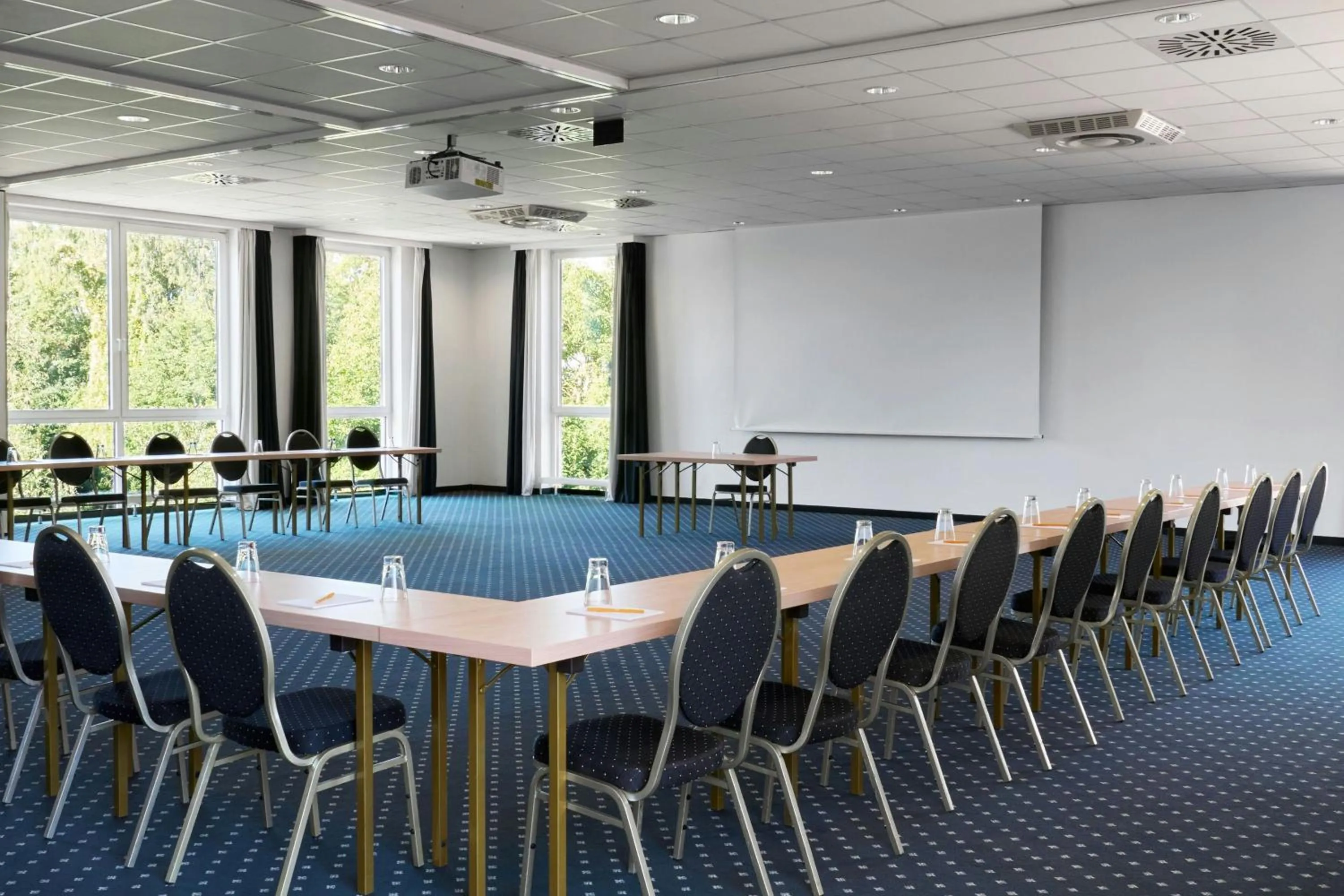 Meeting/conference room in Four Points Flex by Sheraton Göttingen