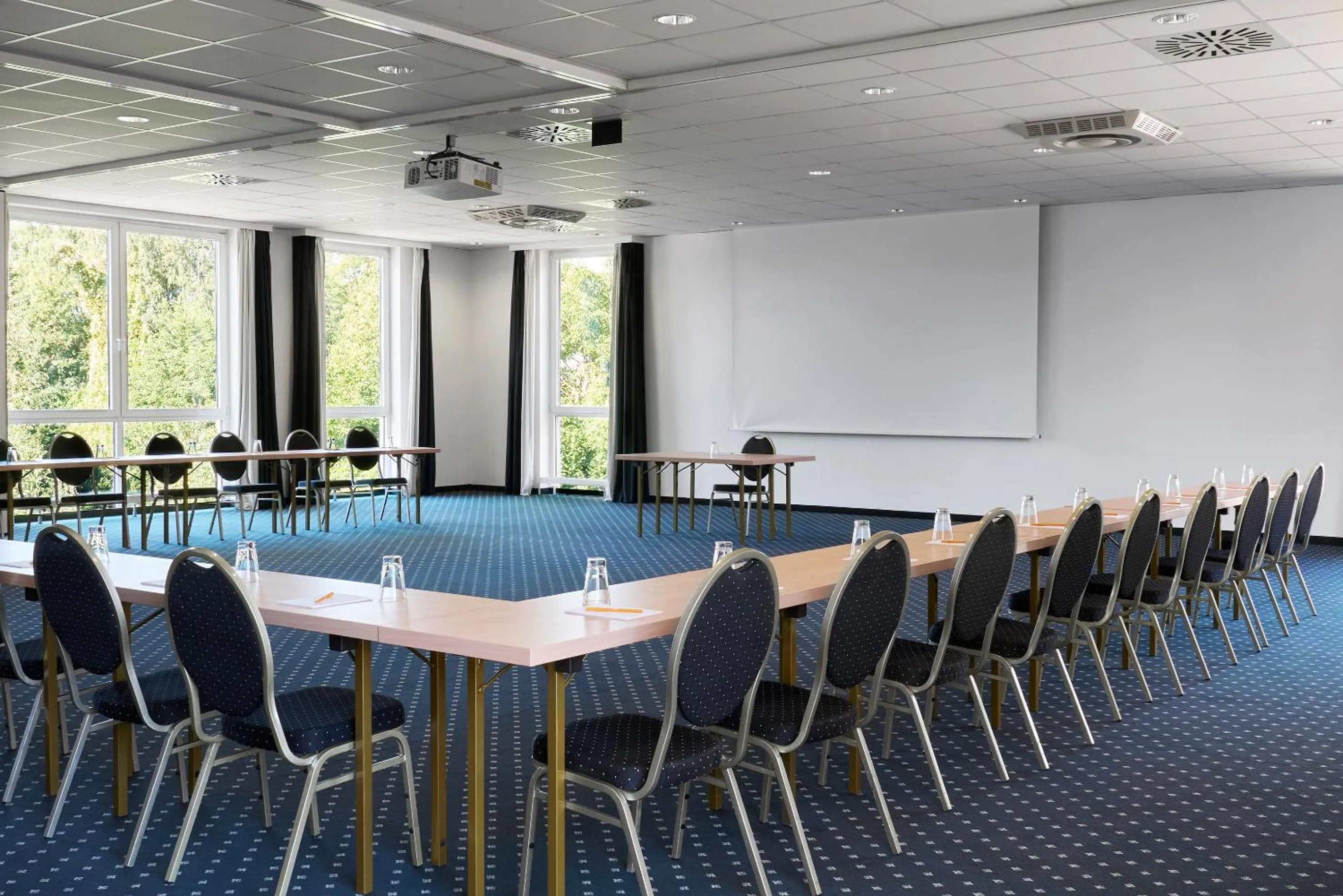 Meeting/conference room in Four Points Flex by Sheraton Göttingen