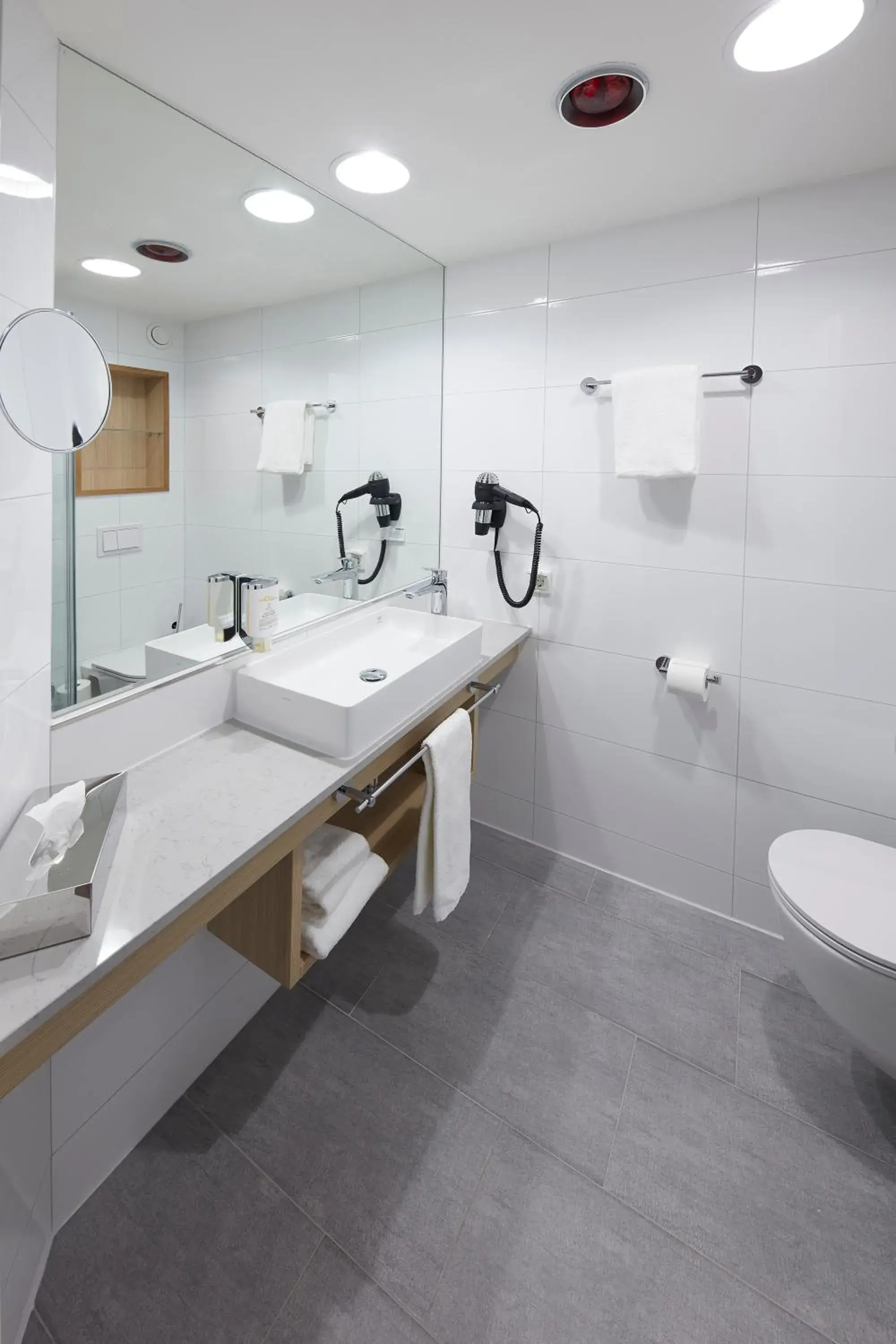 Business Double Room in Four Points Flex by Sheraton Göttingen Business Double Room in Four Points Flex by Sheraton Göttingen