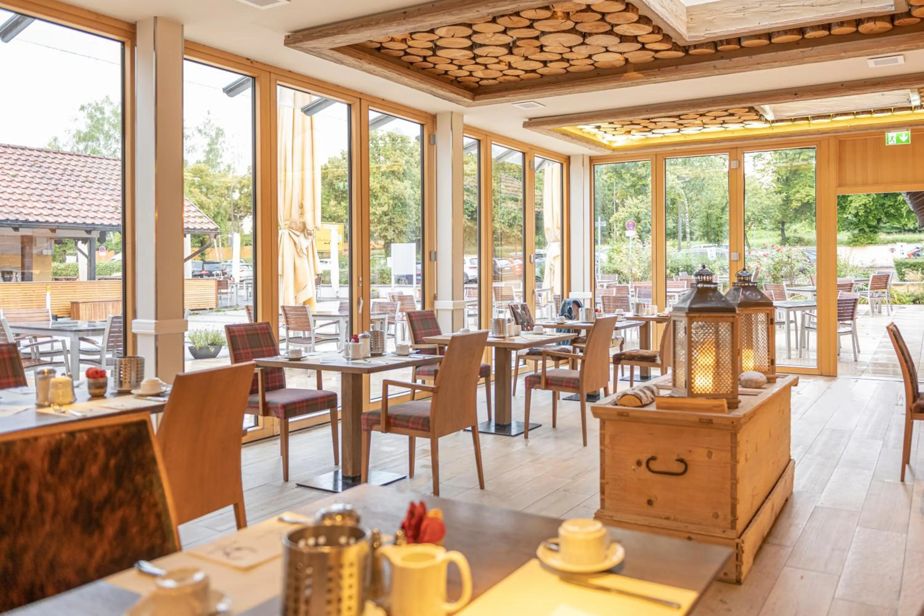 Restaurant/places to eat in Schmelmer Hof Hotel & Resort