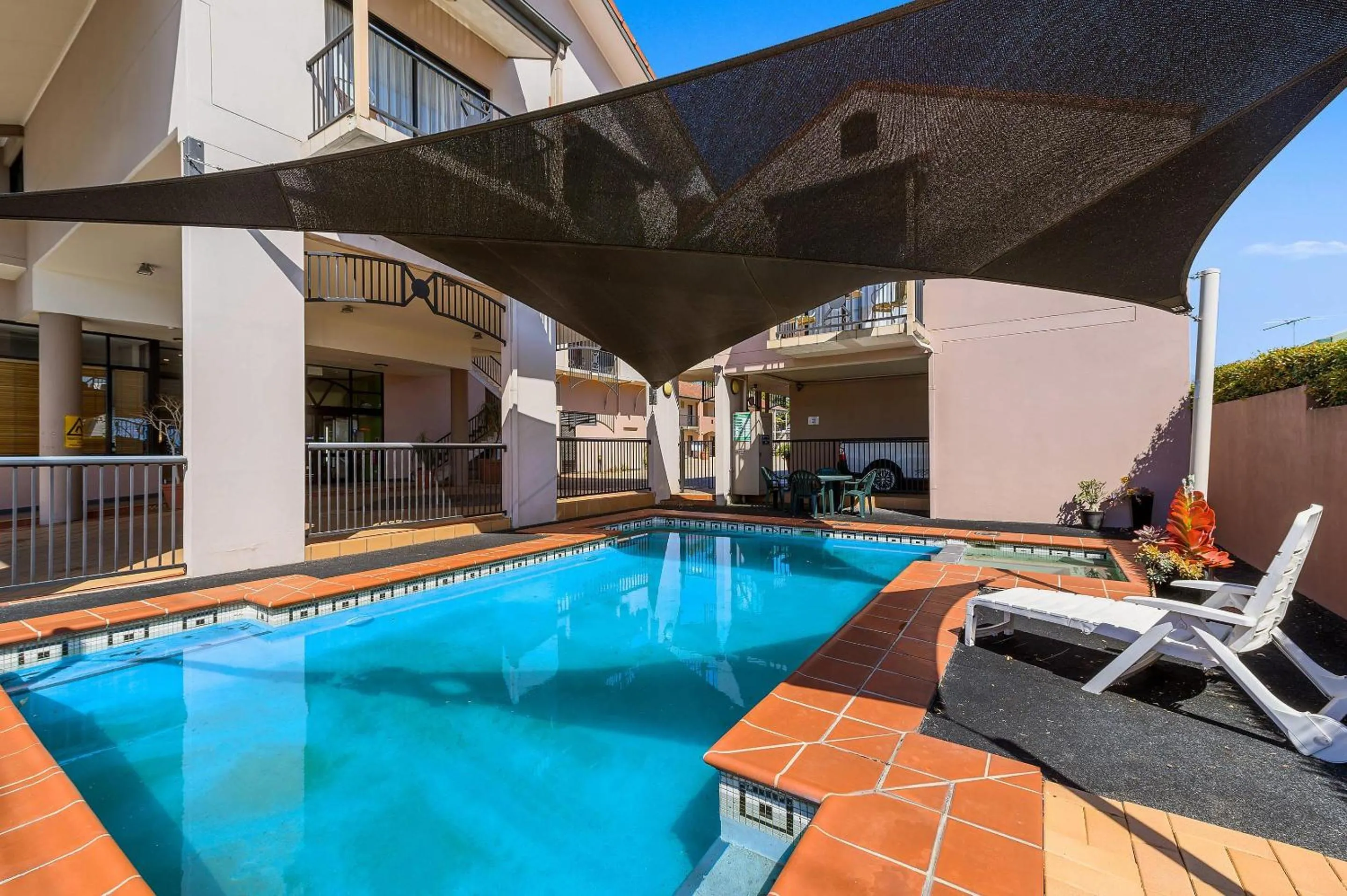 Swimming pool in Comfort Inn Grafton