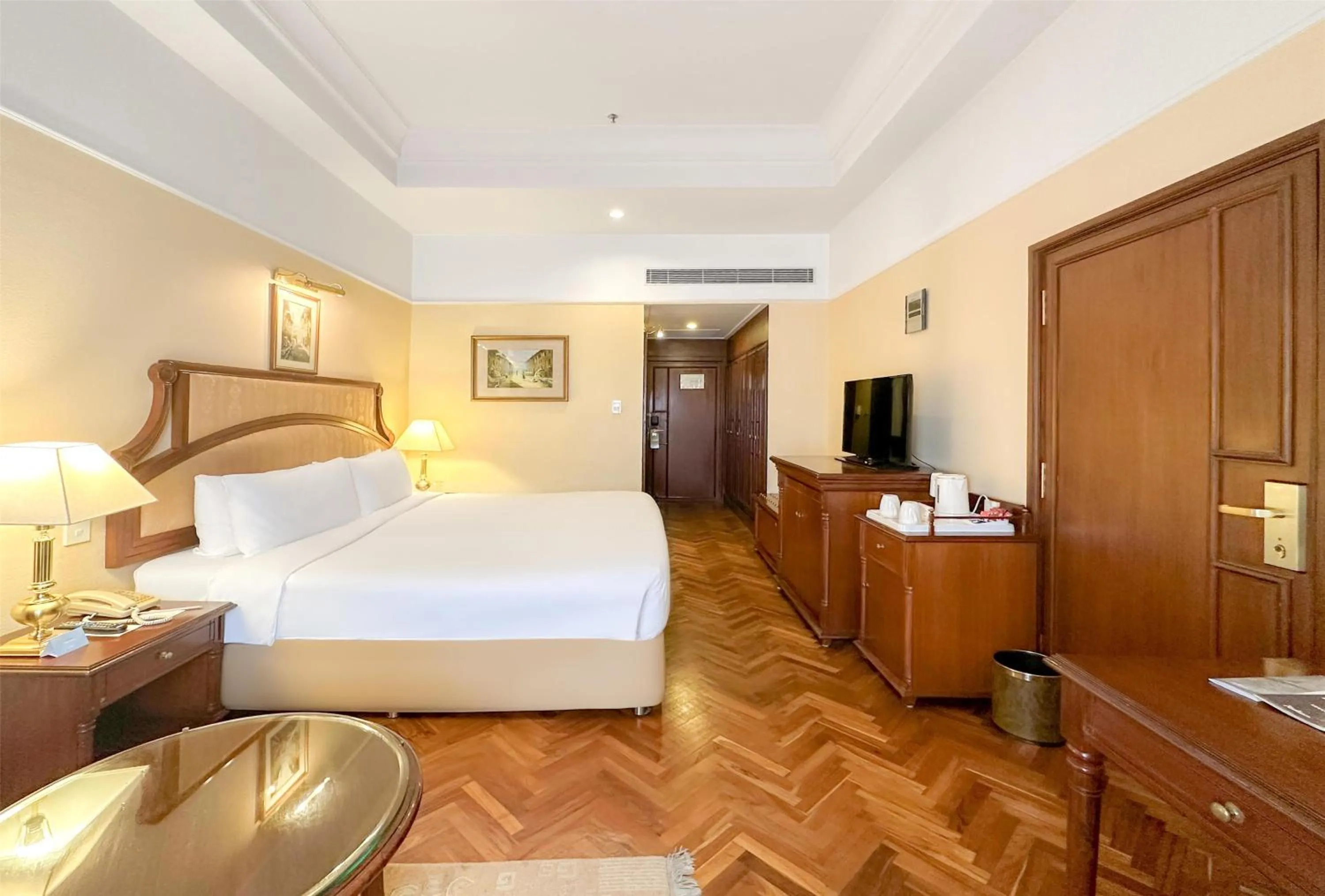 Bedroom, Bed in Radisson Hotel Kathmandu