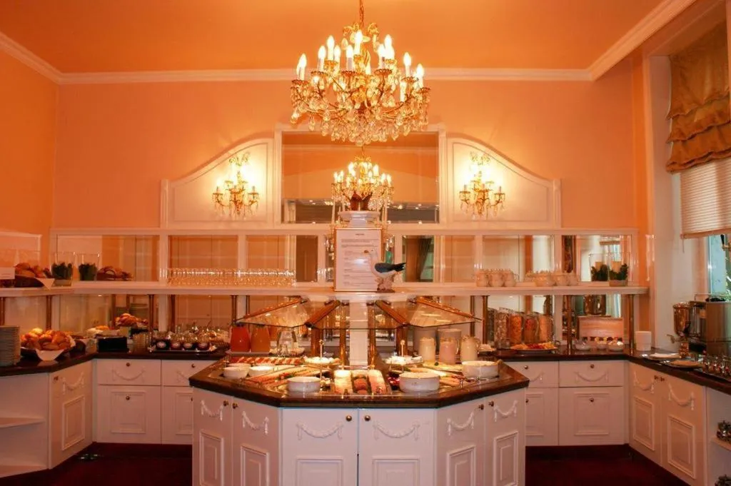 Breakfast in Hotel Kaiserhof