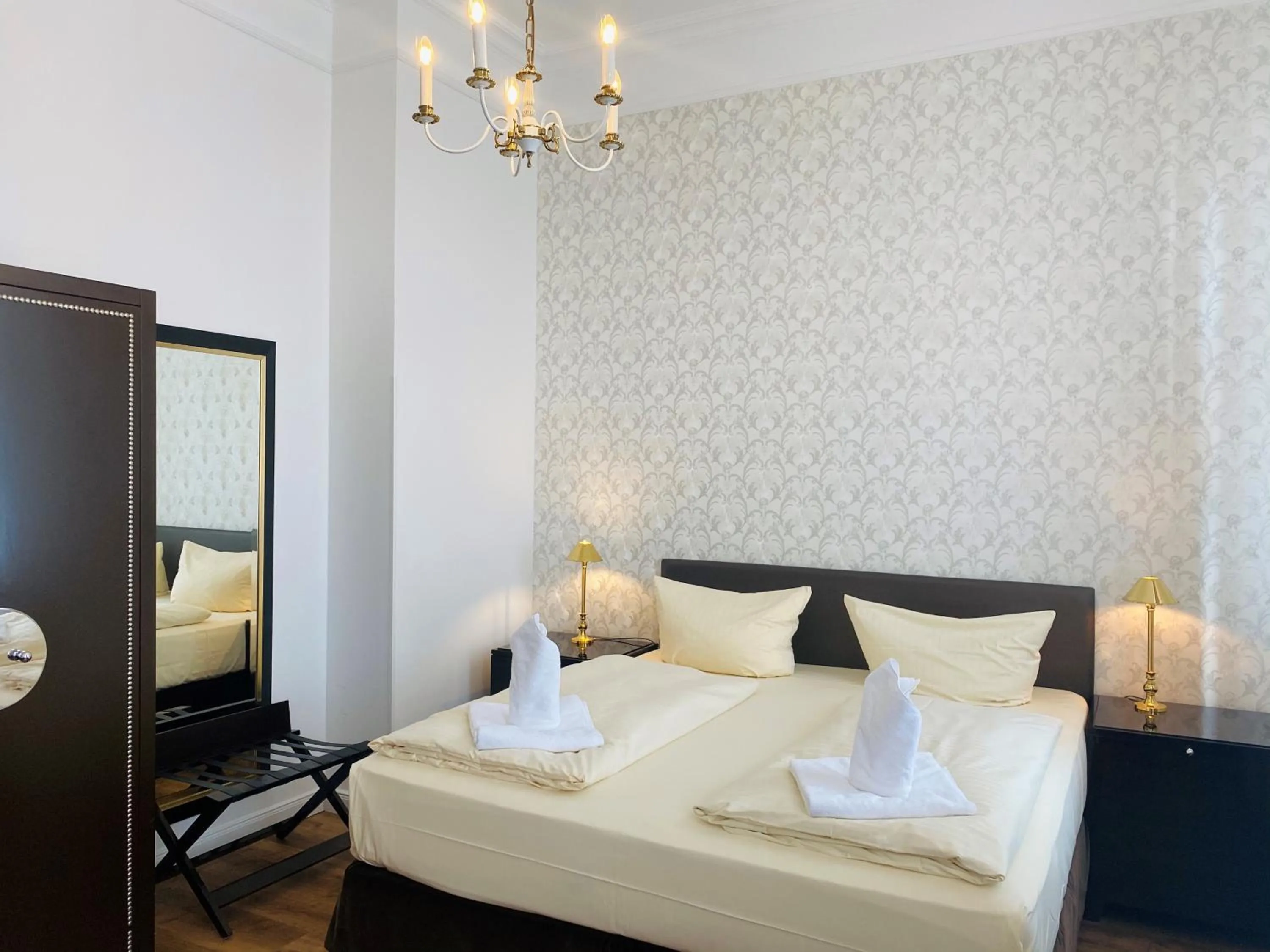 Bed in Hotel Kaiserhof