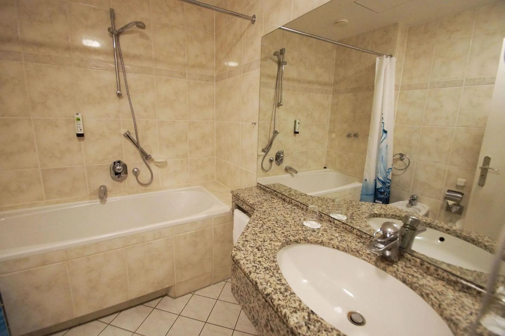 Bathroom in Hotel Kaiserhof