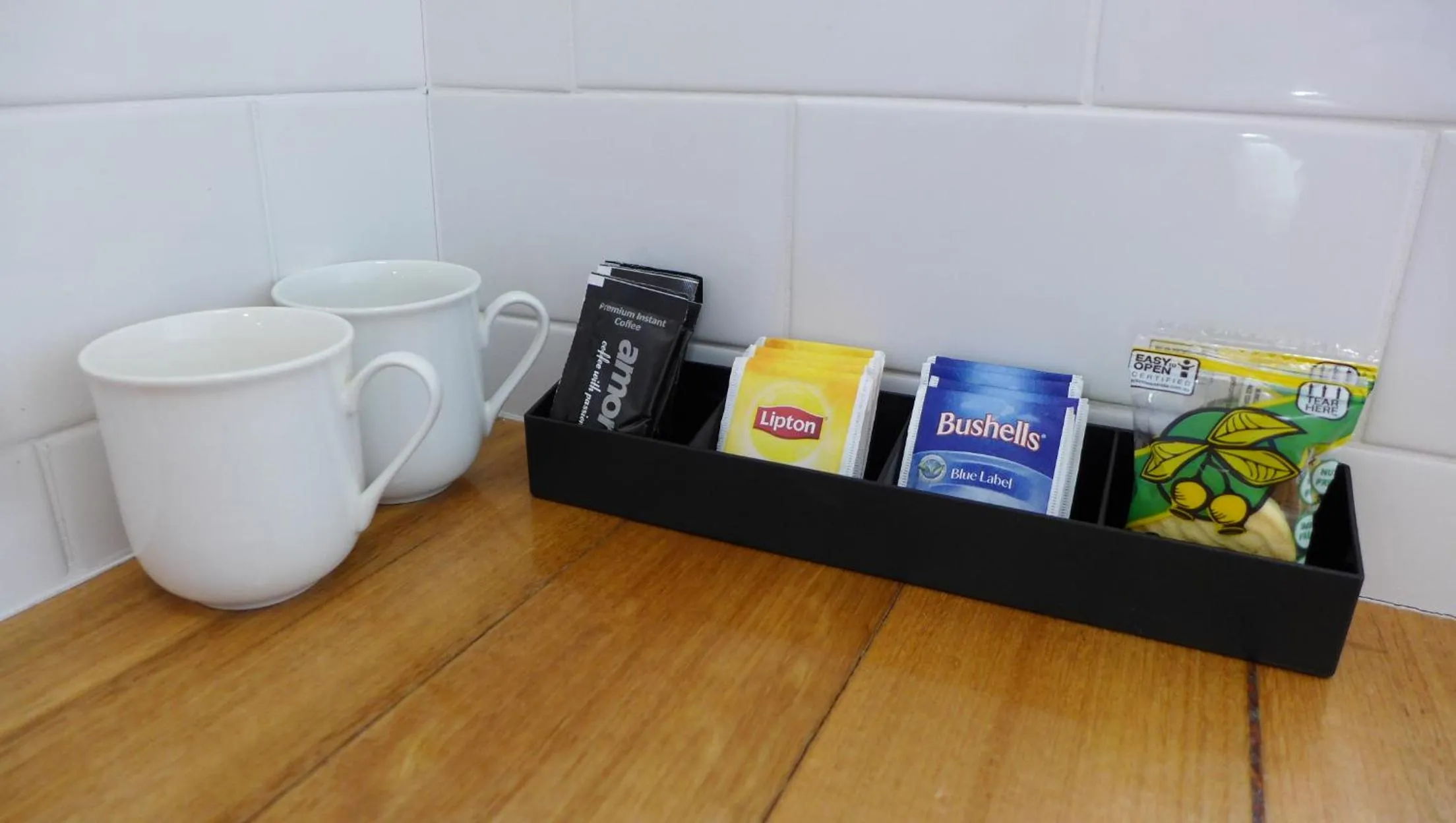 Coffee/tea facilities in Bright Avenue Motor Inn