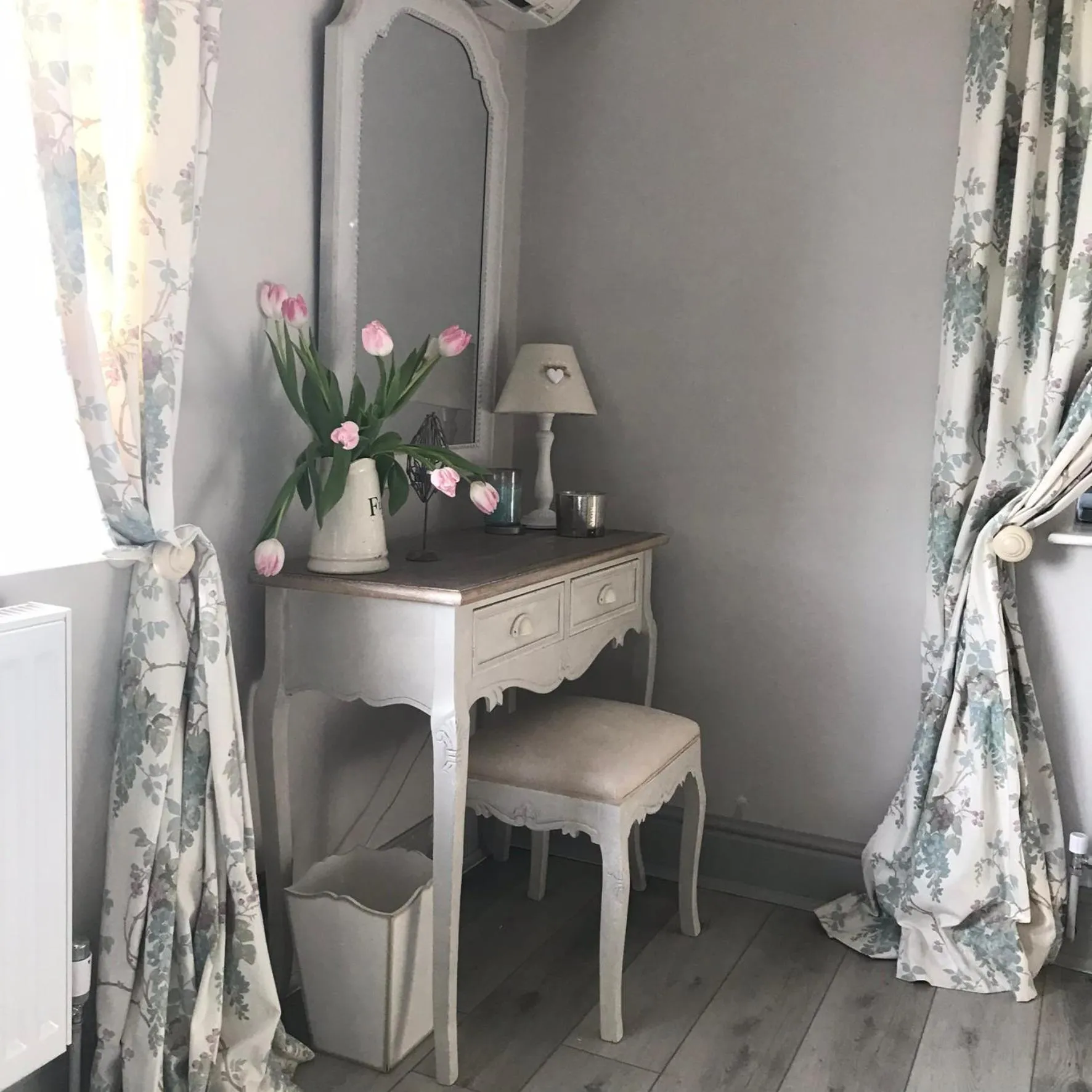 Decorative detail in Ticketyboo Suites