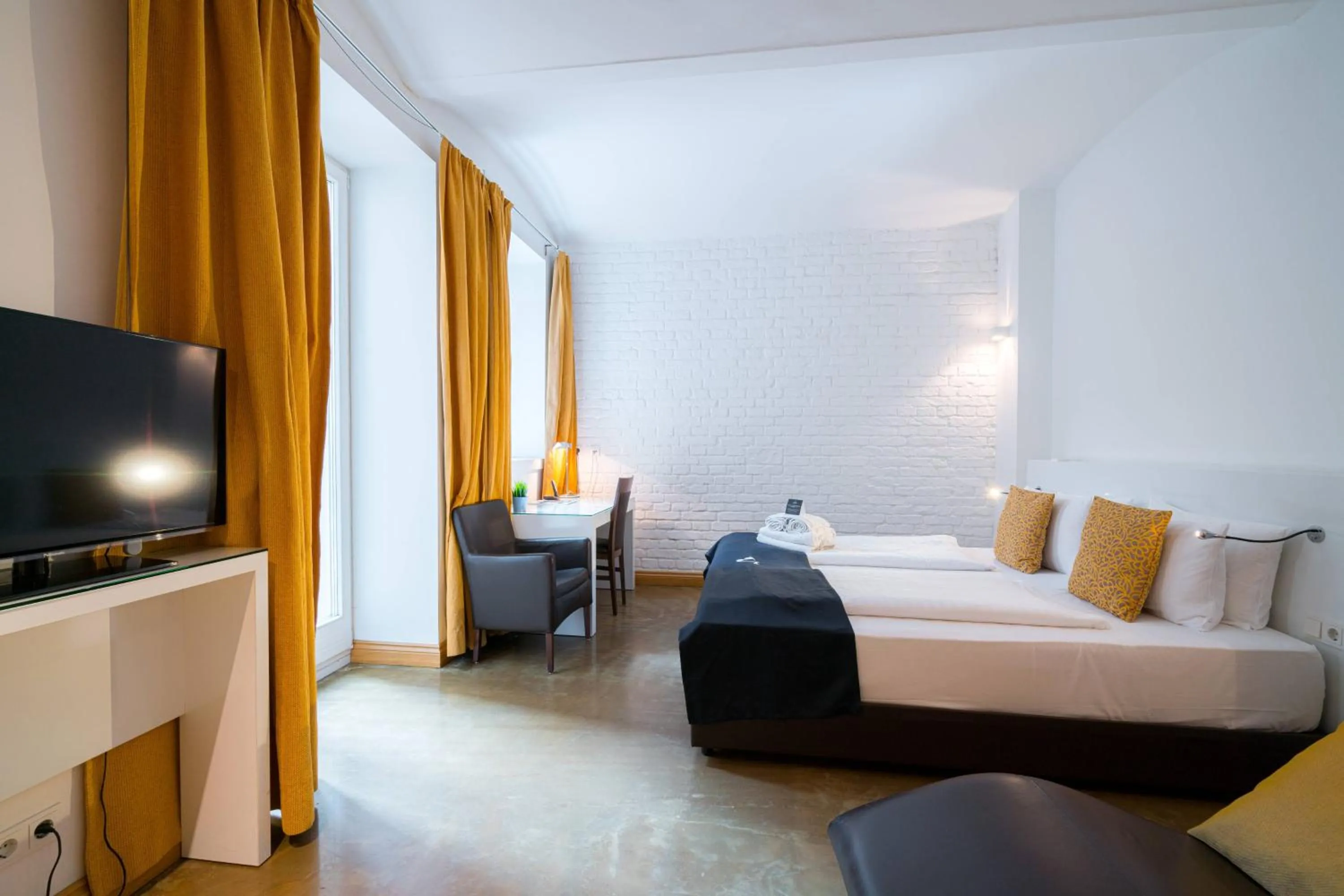 Bed in Vienna Residence, City Hall - Parliament