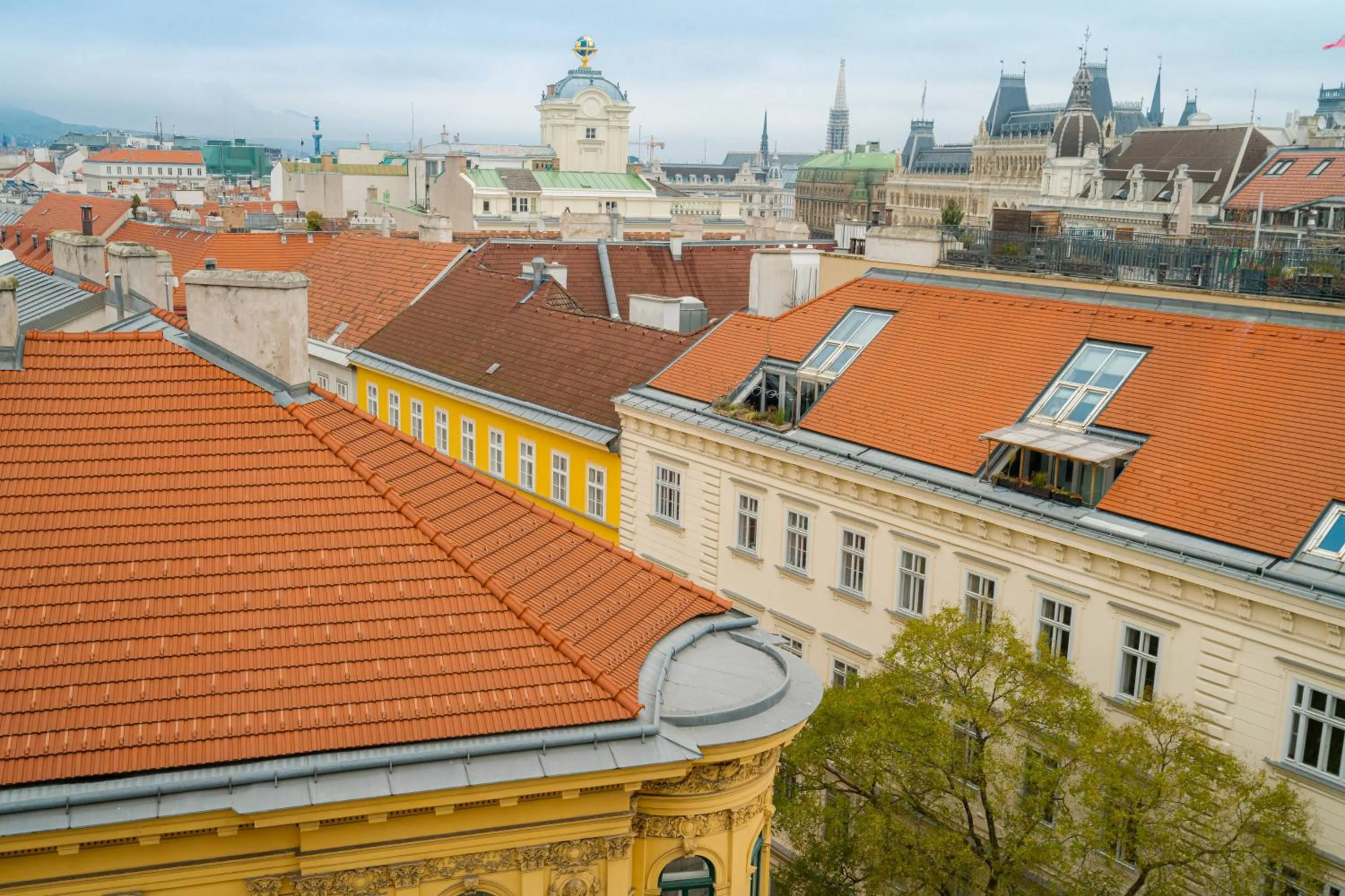 Vienna Residence, City Hall - Parliament