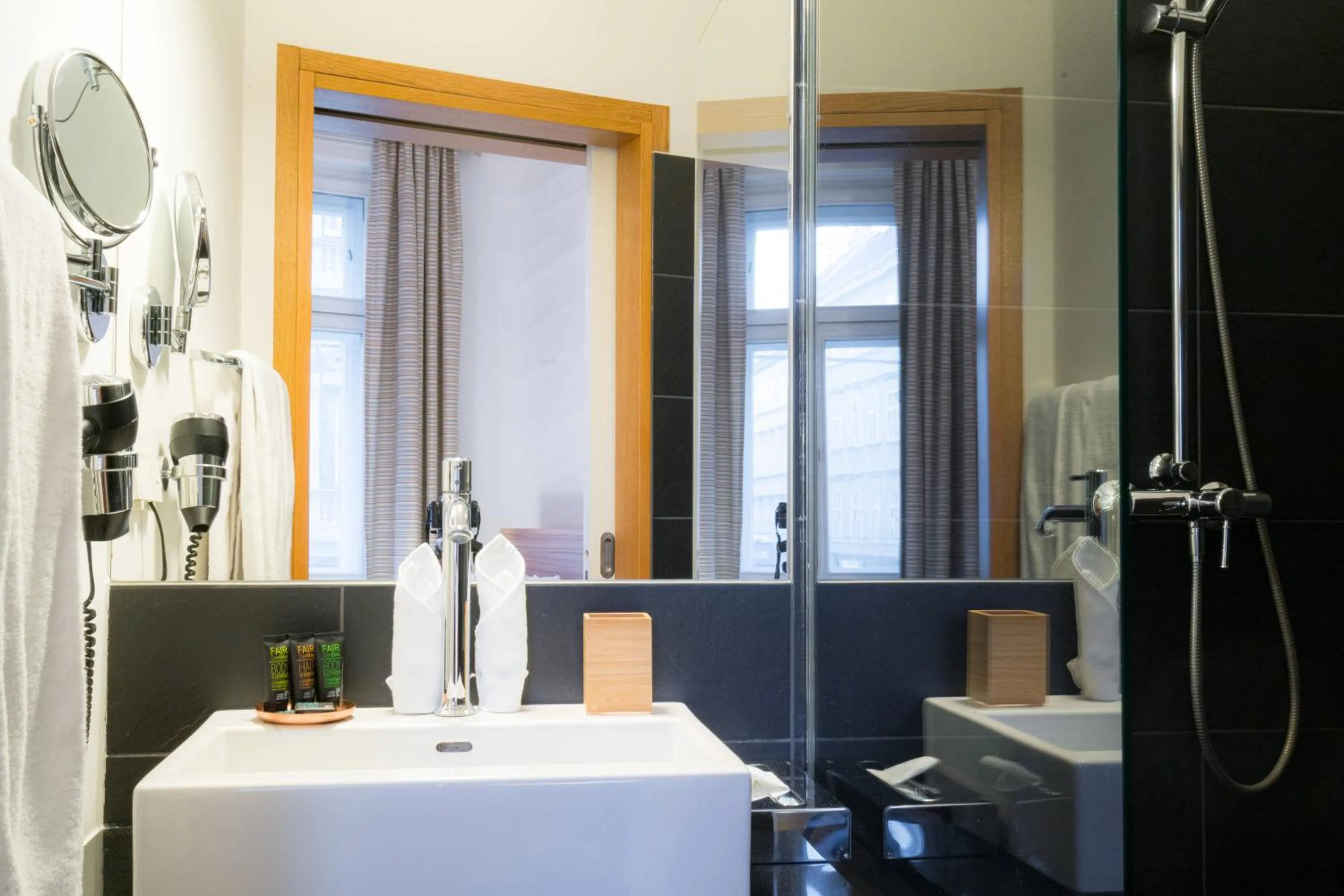 Vienna Residence, City Hall - Parliament