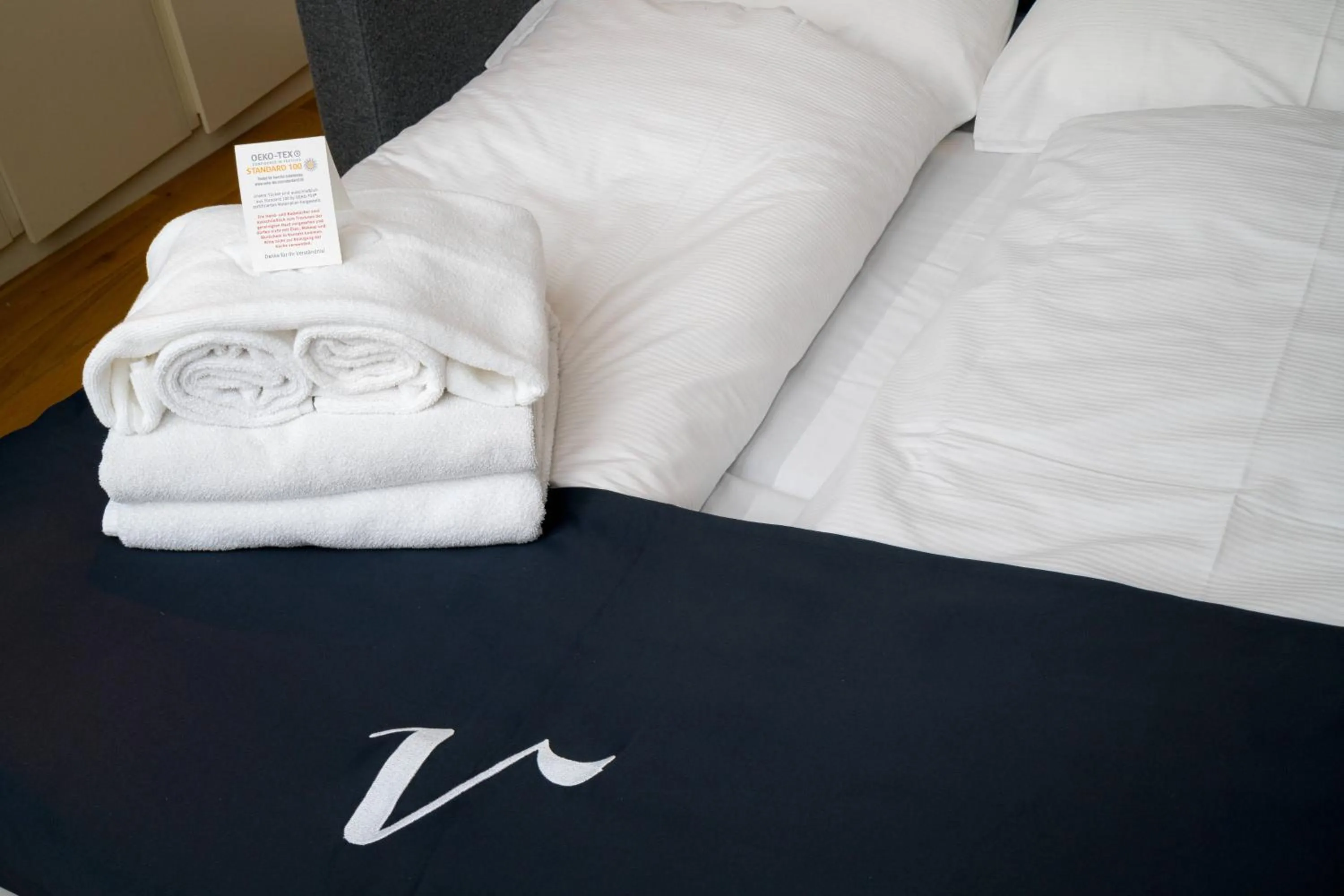 Bed in Vienna Residence, City Hall - Parliament