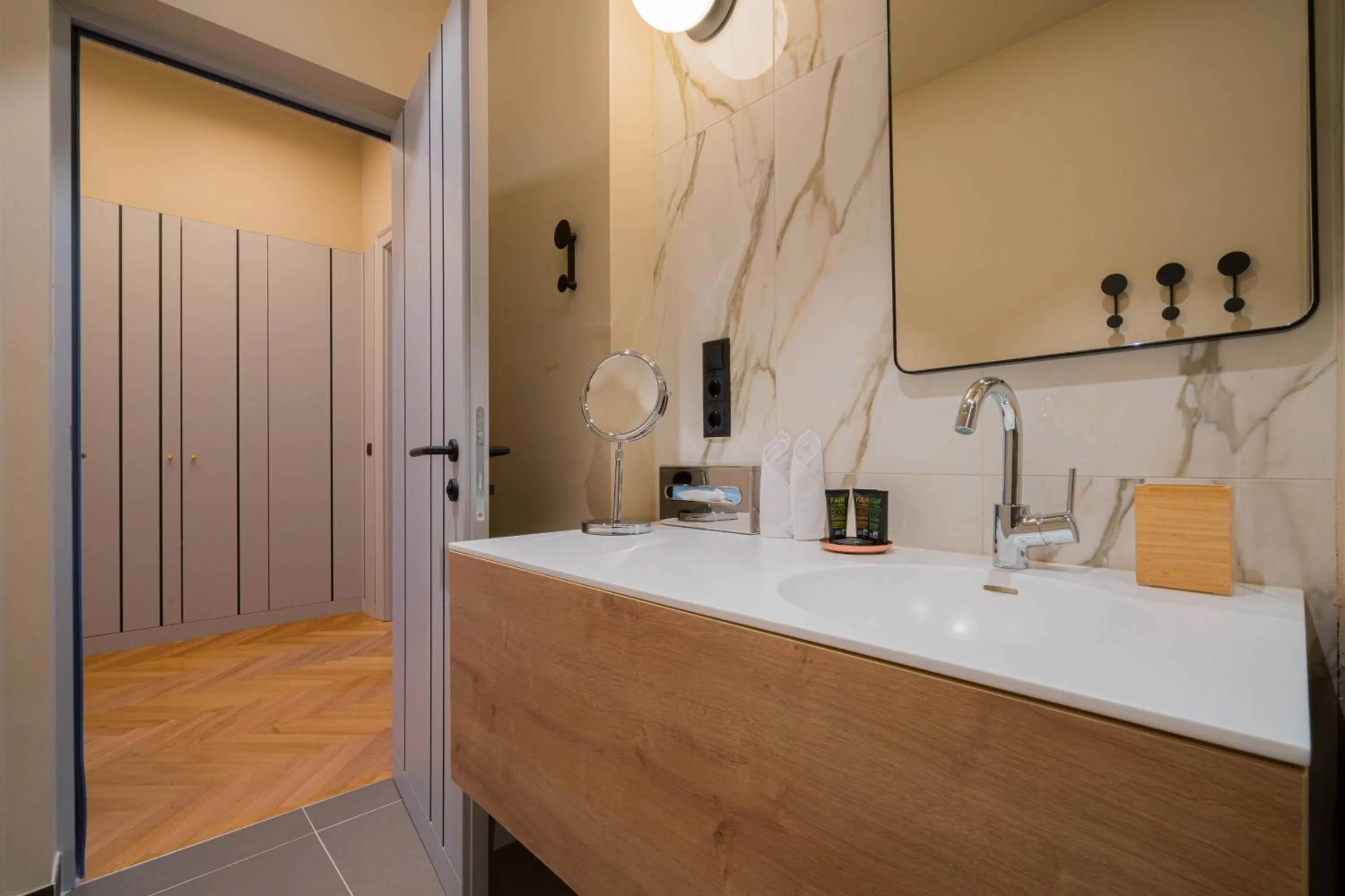 Vienna Residence, City Hall - Parliament