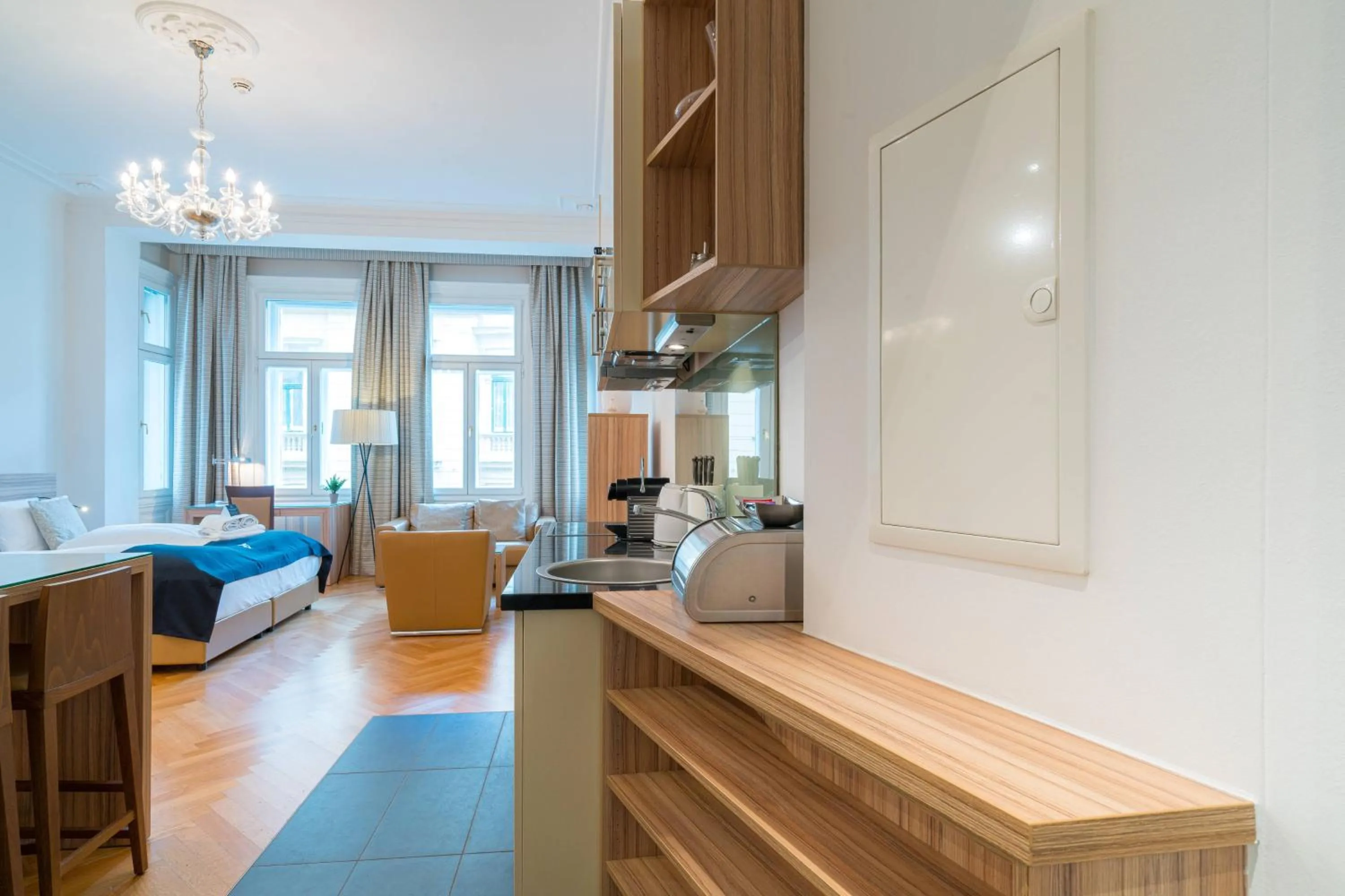 Bed in Vienna Residence, City Hall - Parliament