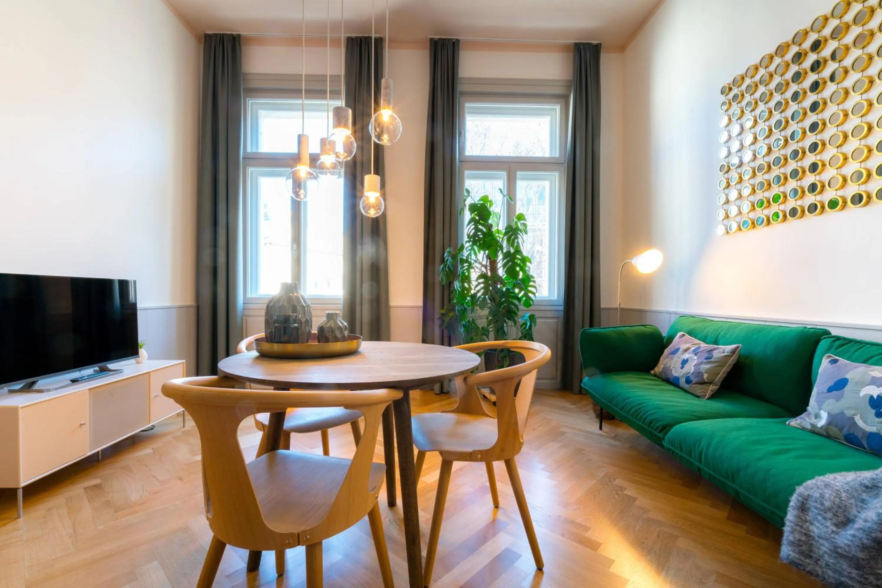 Vienna Residence, City Hall - Parliament