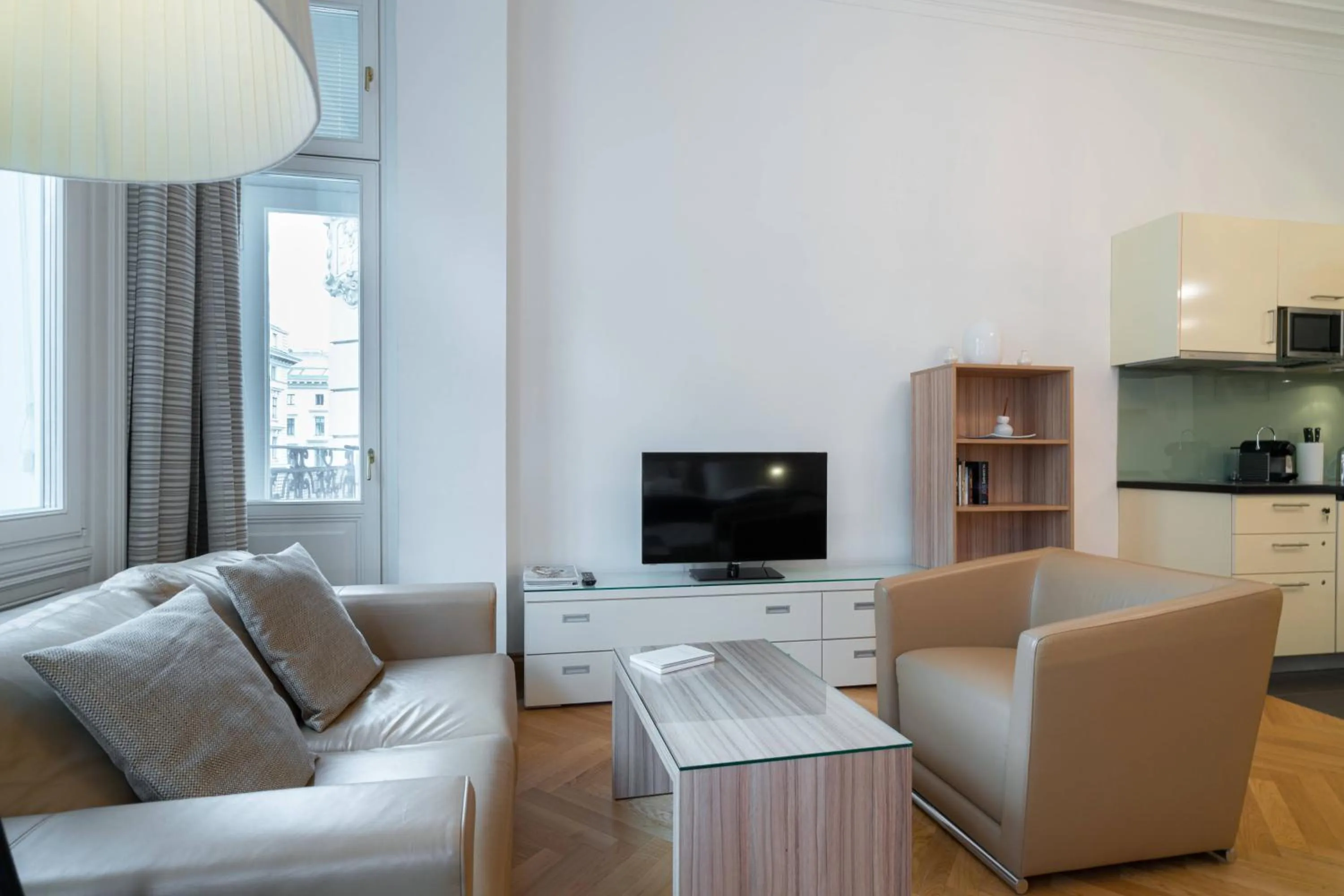 Vienna Residence, City Hall - Parliament