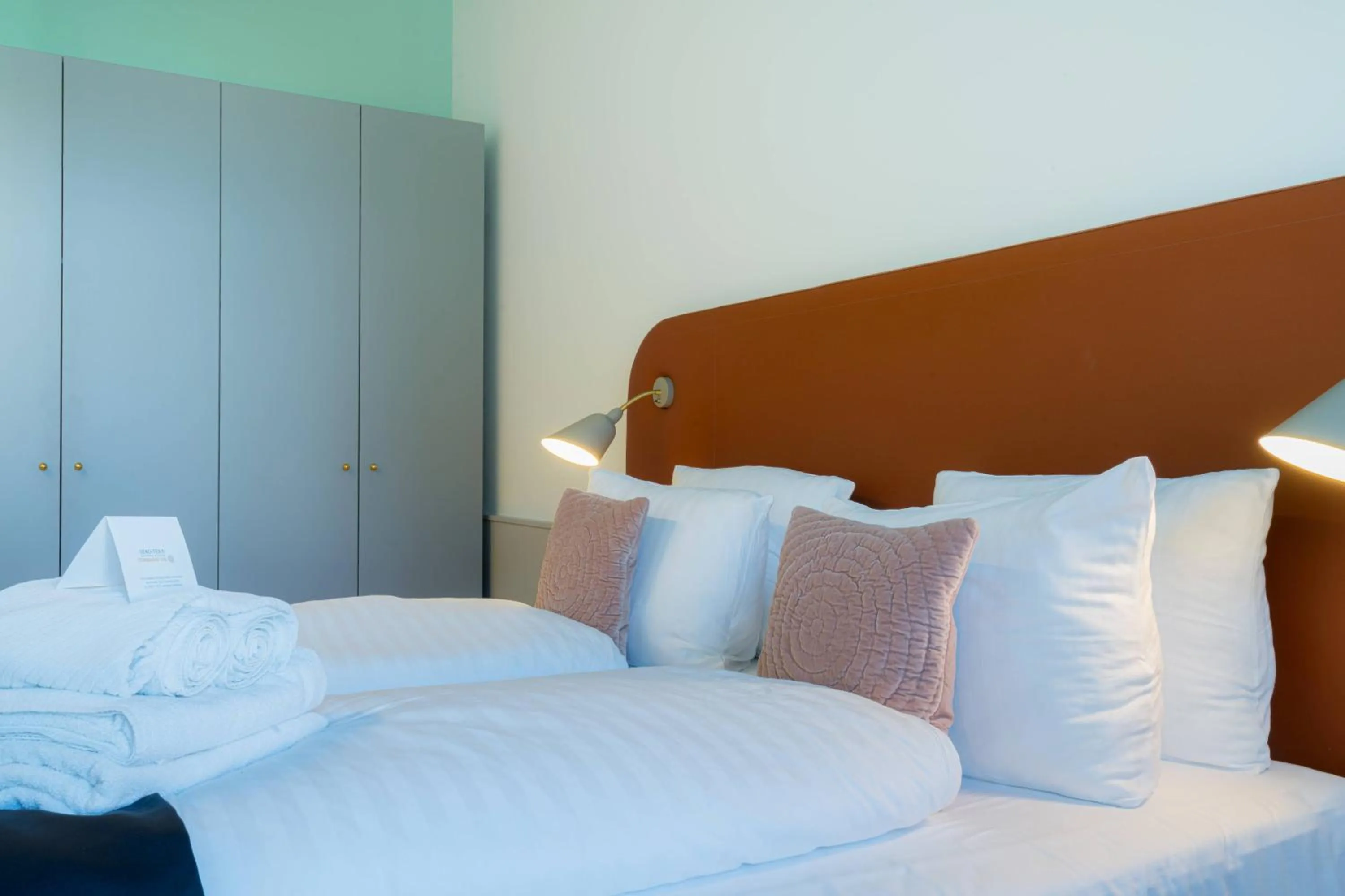 Bed in Vienna Residence, City Hall - Parliament