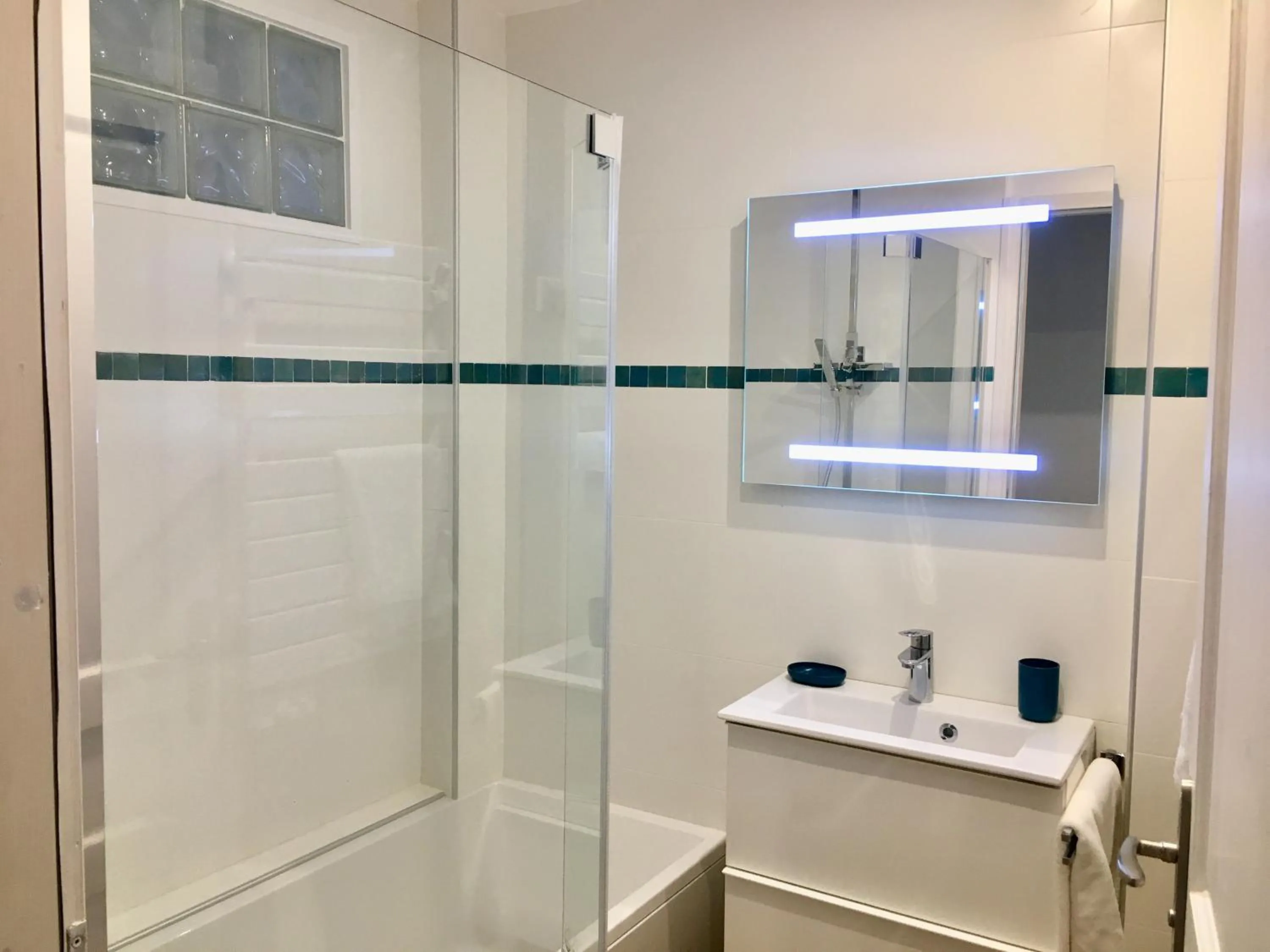 Bathroom in Les Terres Rouges 06