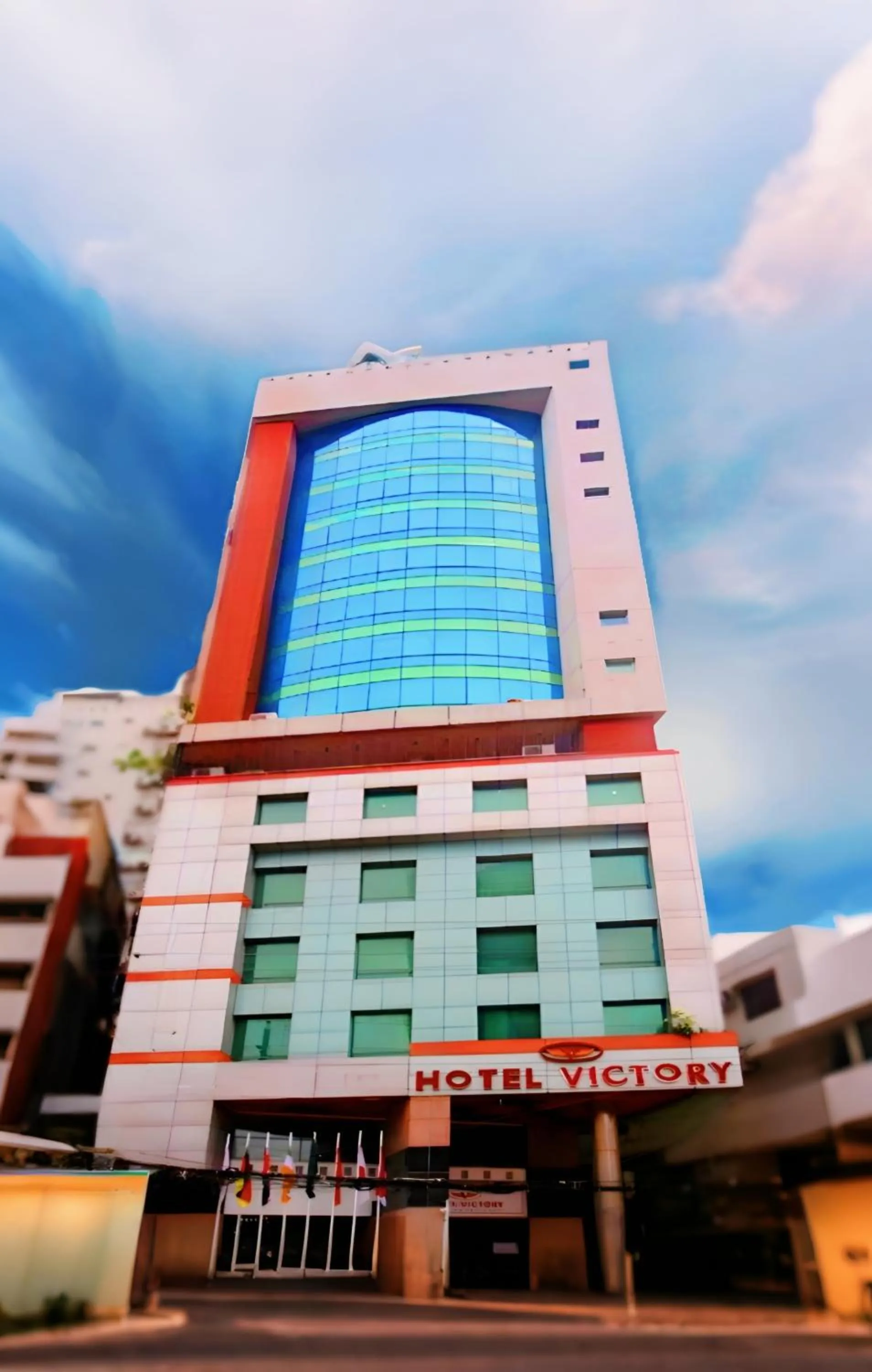 Hotel Victory - Best in City Center