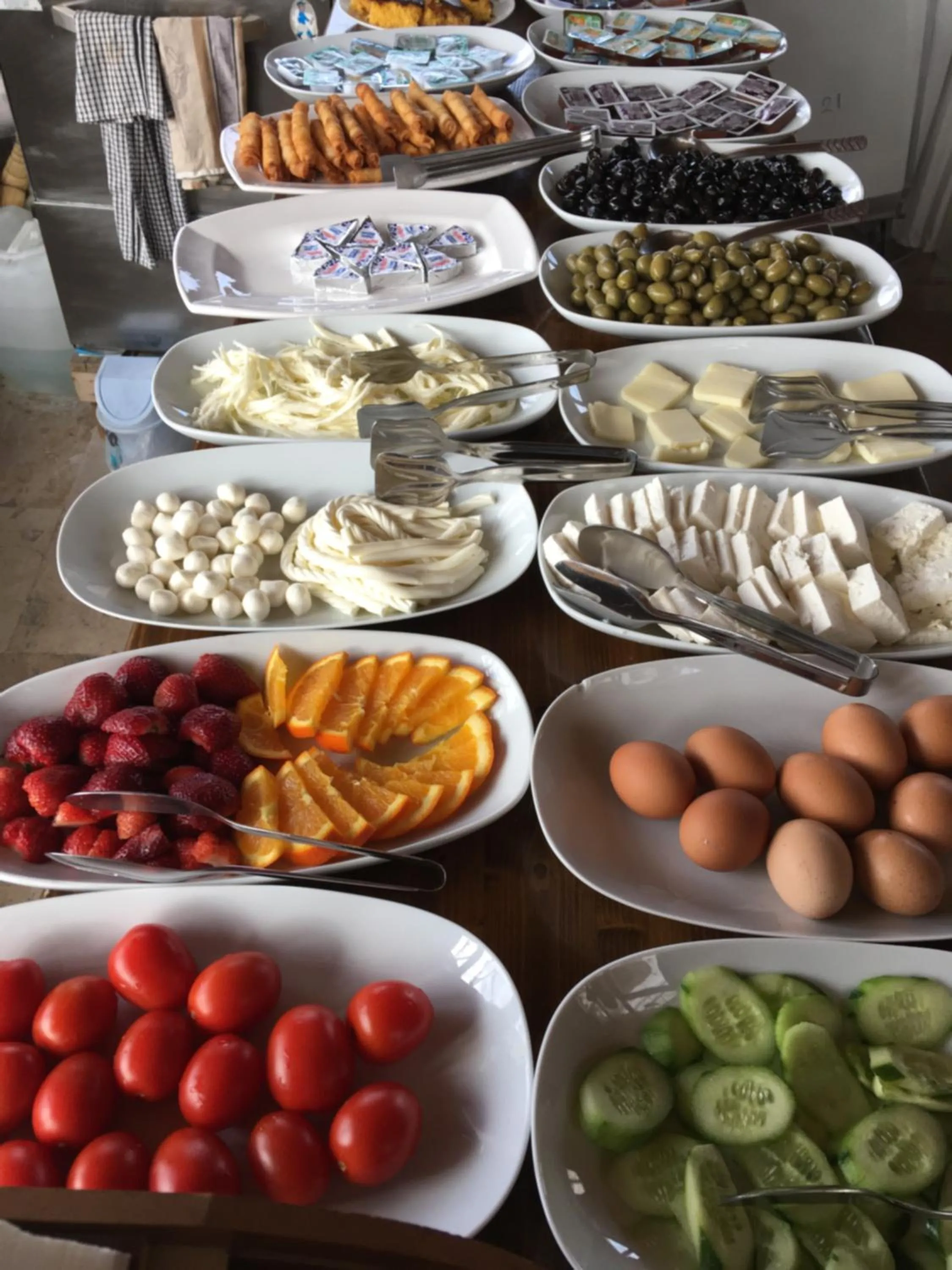 Restaurant/places to eat in Kemal's Guest House