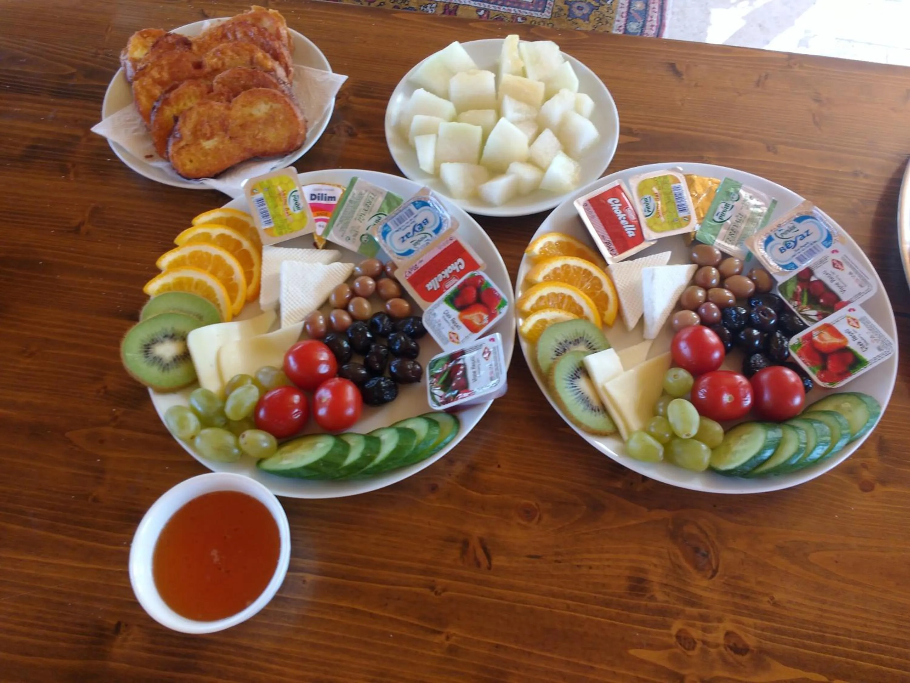 Buffet breakfast in Kemal's Guest House