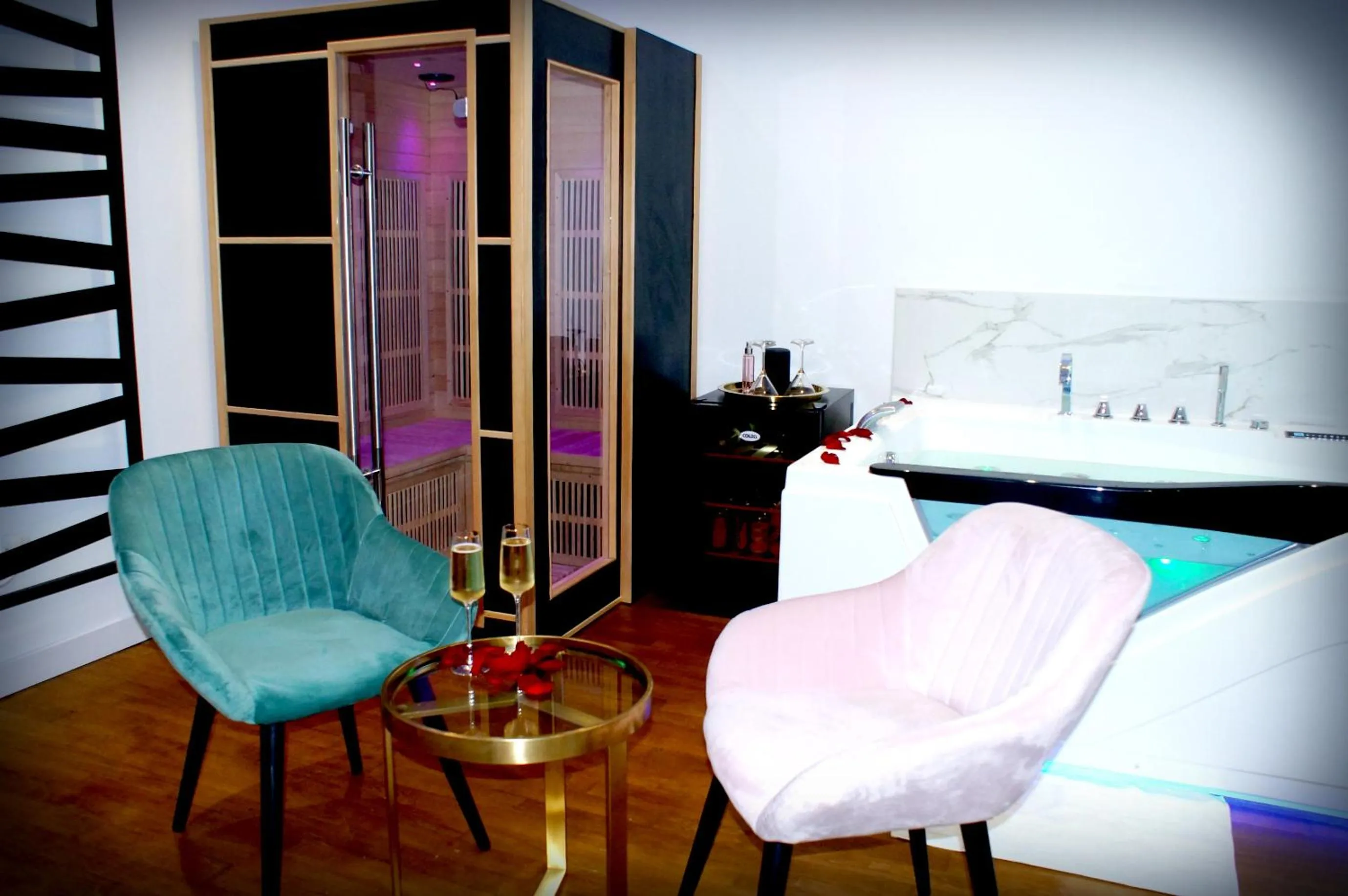 Le Vénus - Appartement SPA Privatif Balnéo Sauna