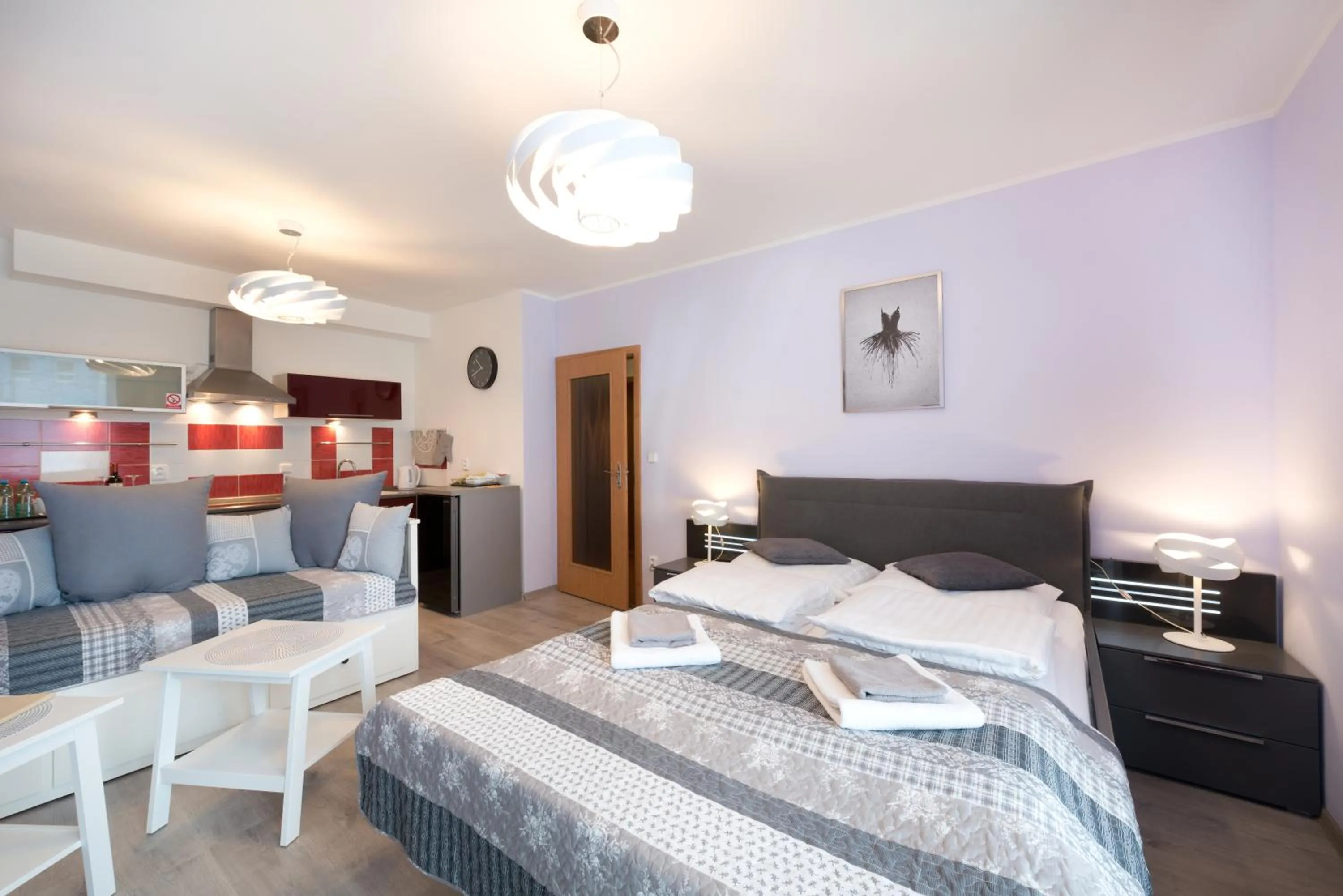 Apartment with Balcony - single occupancy in B2B Apartments