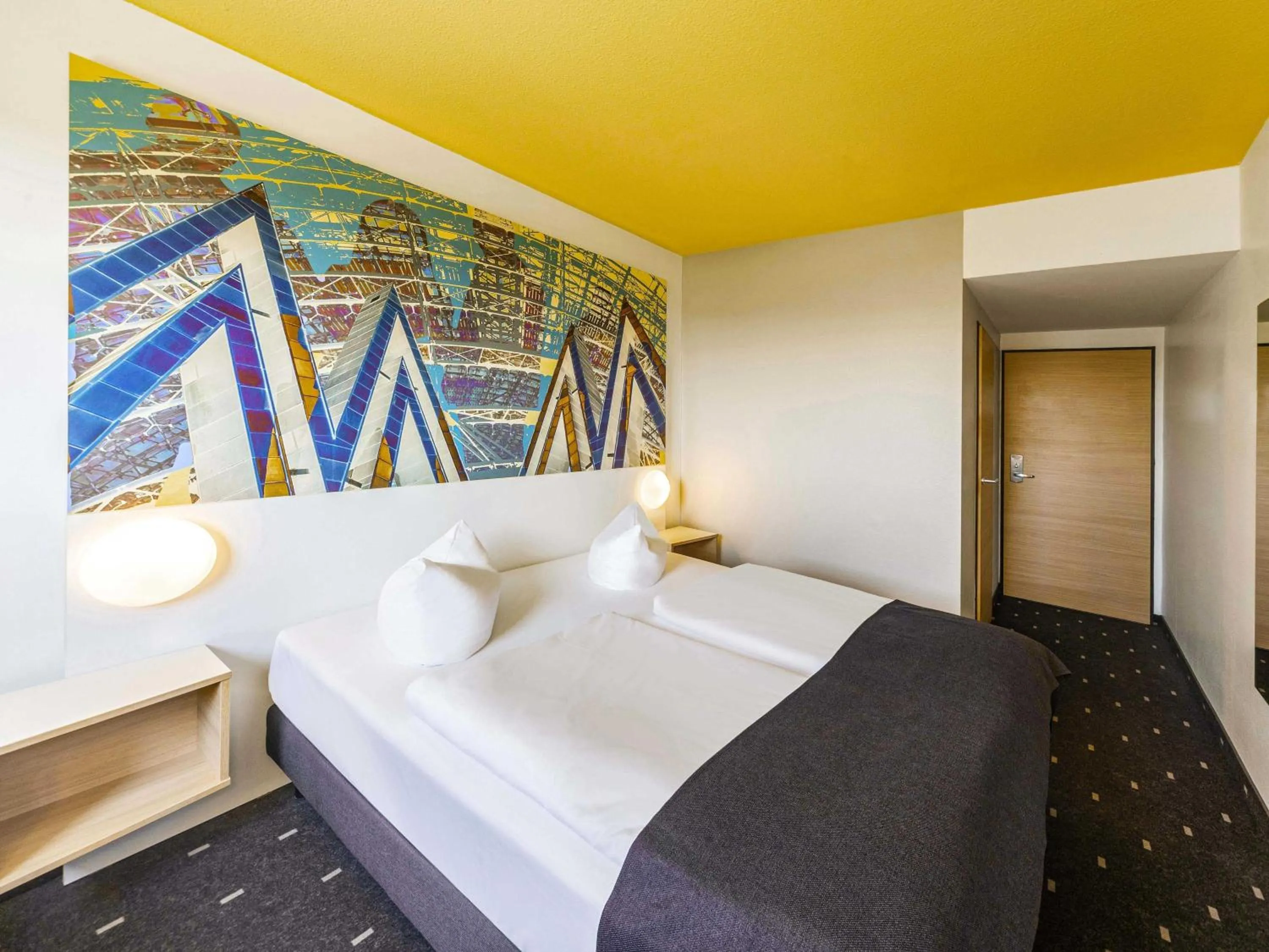 Photo of the whole room, Bed in B&B Hotel Leipzig-Nord