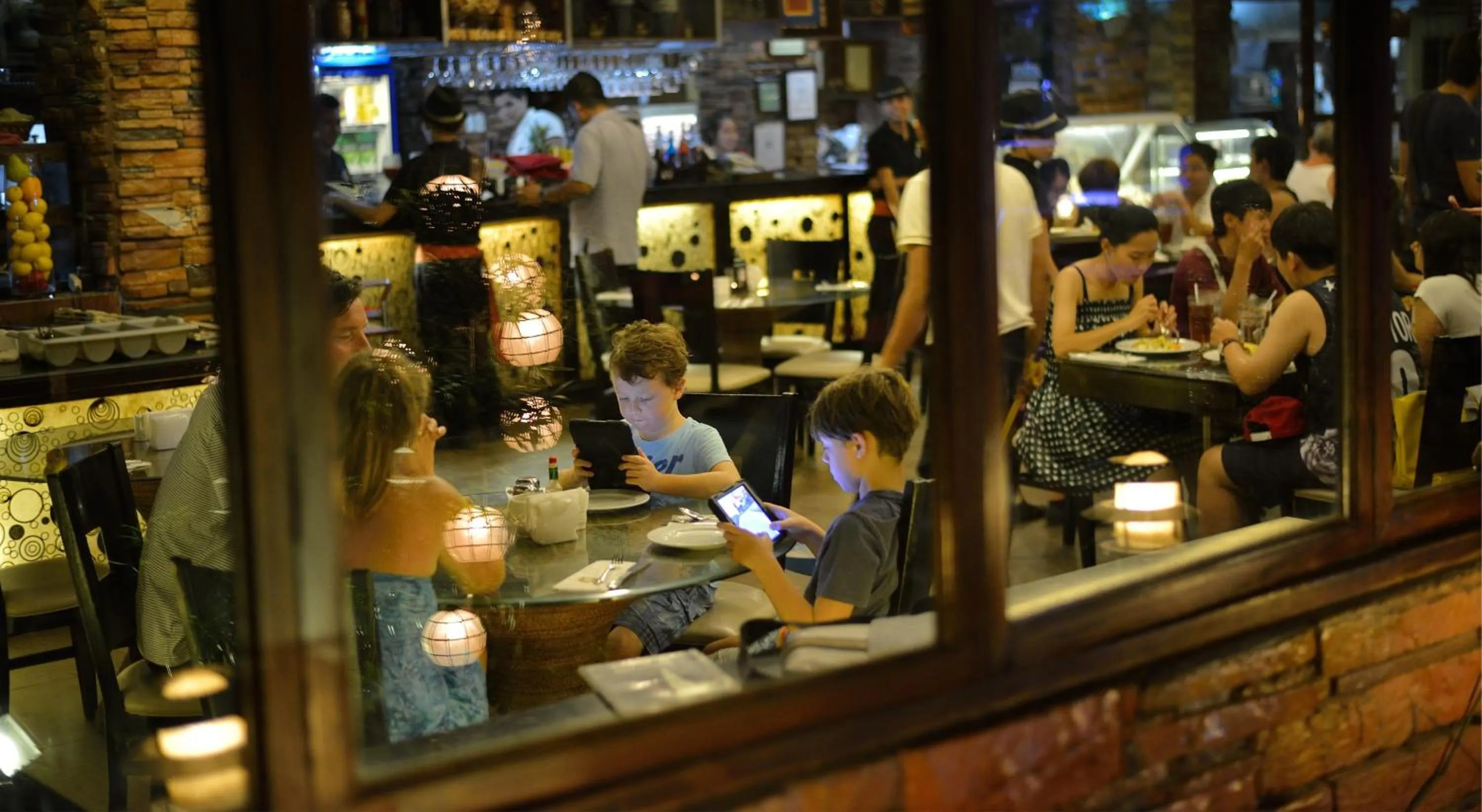 Restaurant/places to eat in Boracay Mandarin Island Hotel