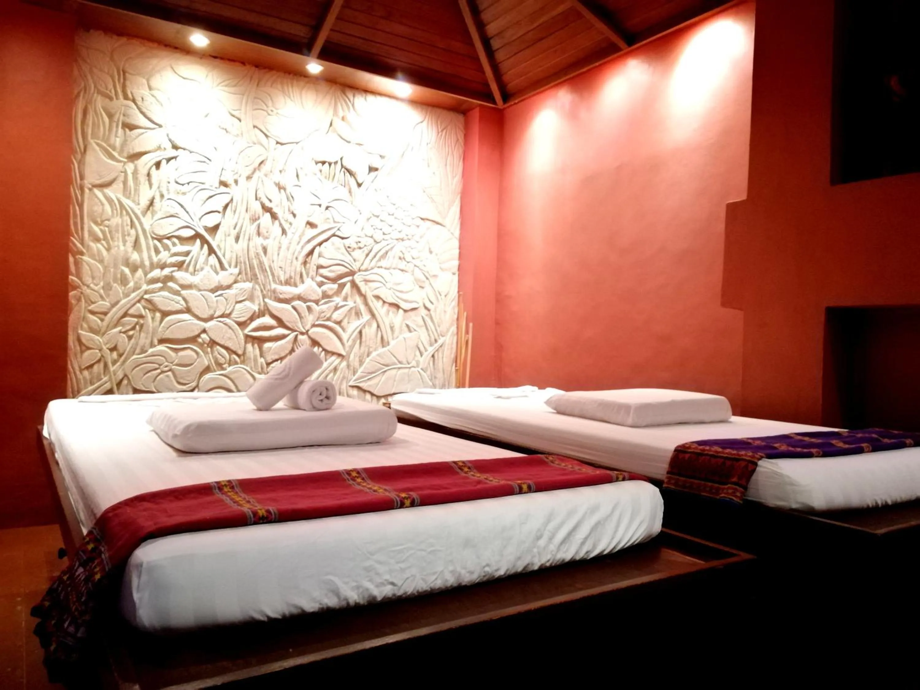 Spa and wellness centre/facilities, Bed in Boracay Mandarin Island Hotel