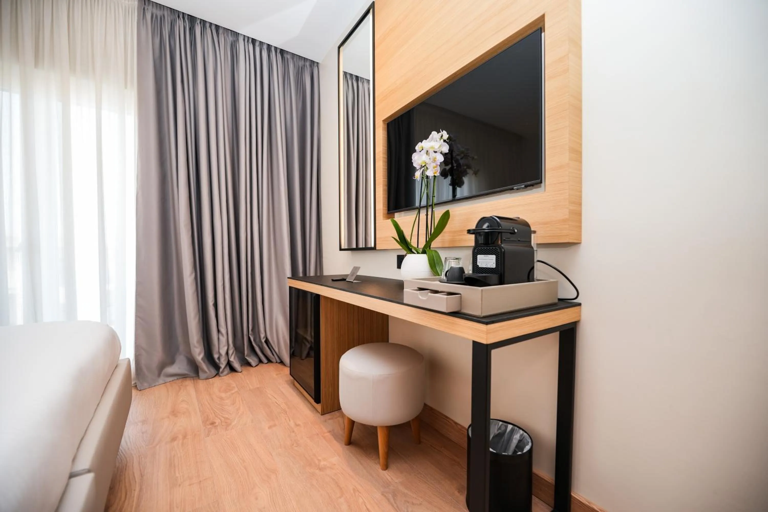 Coffee/tea facilities in Hotel Agimi