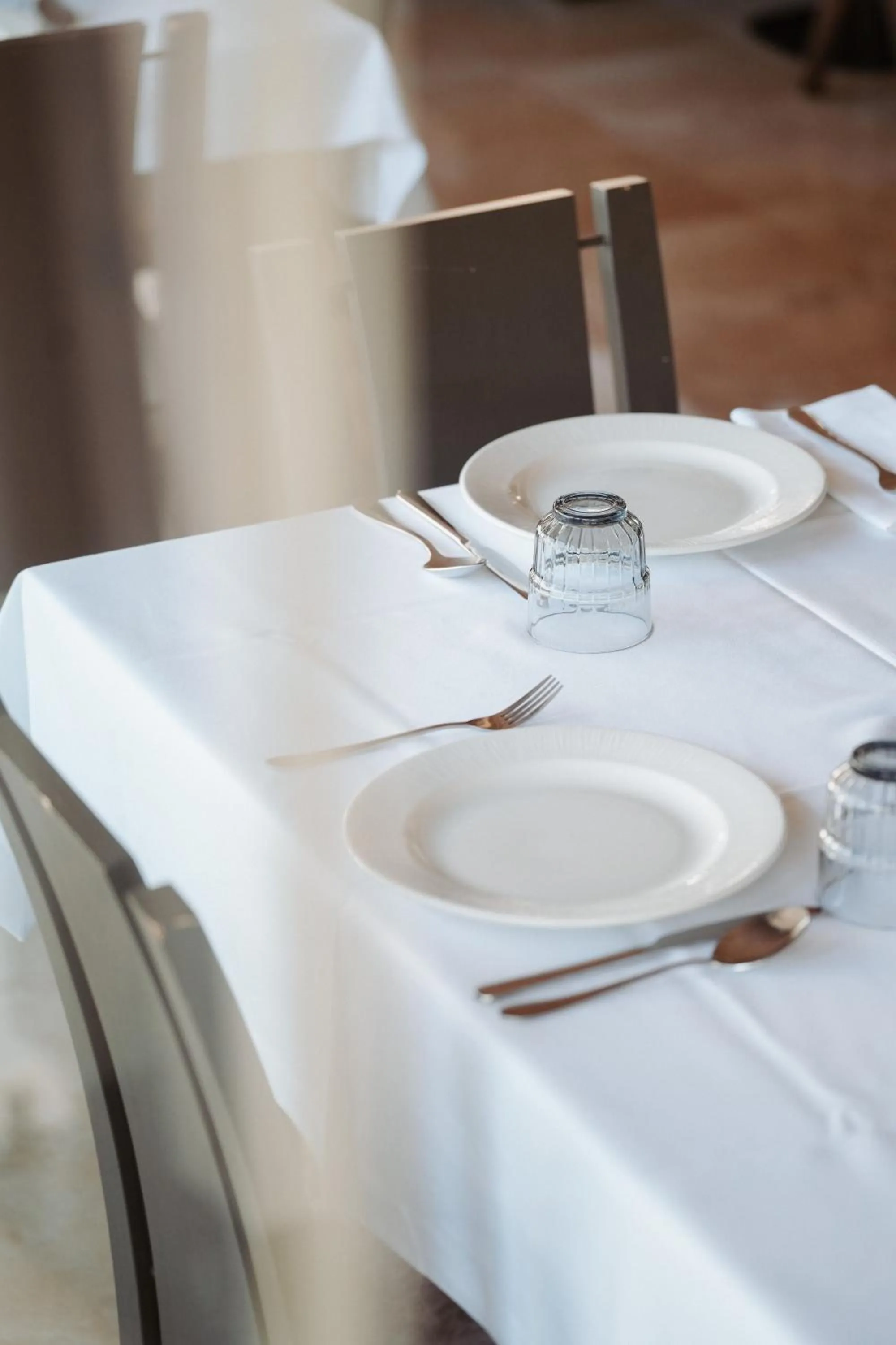 Restaurant/places to eat in Hotel Agimi