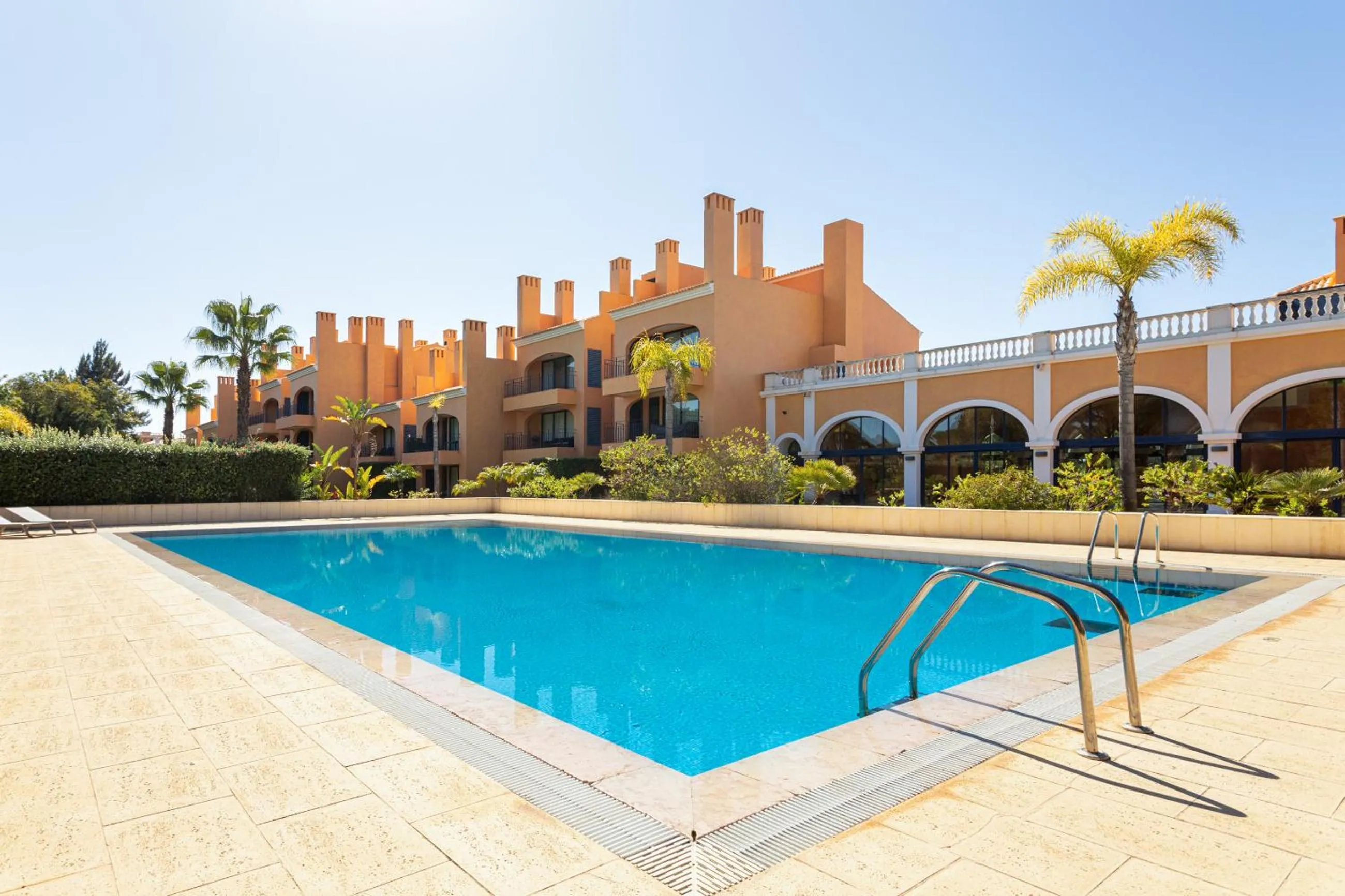 AL - Apartamento Vila Sol F5 E