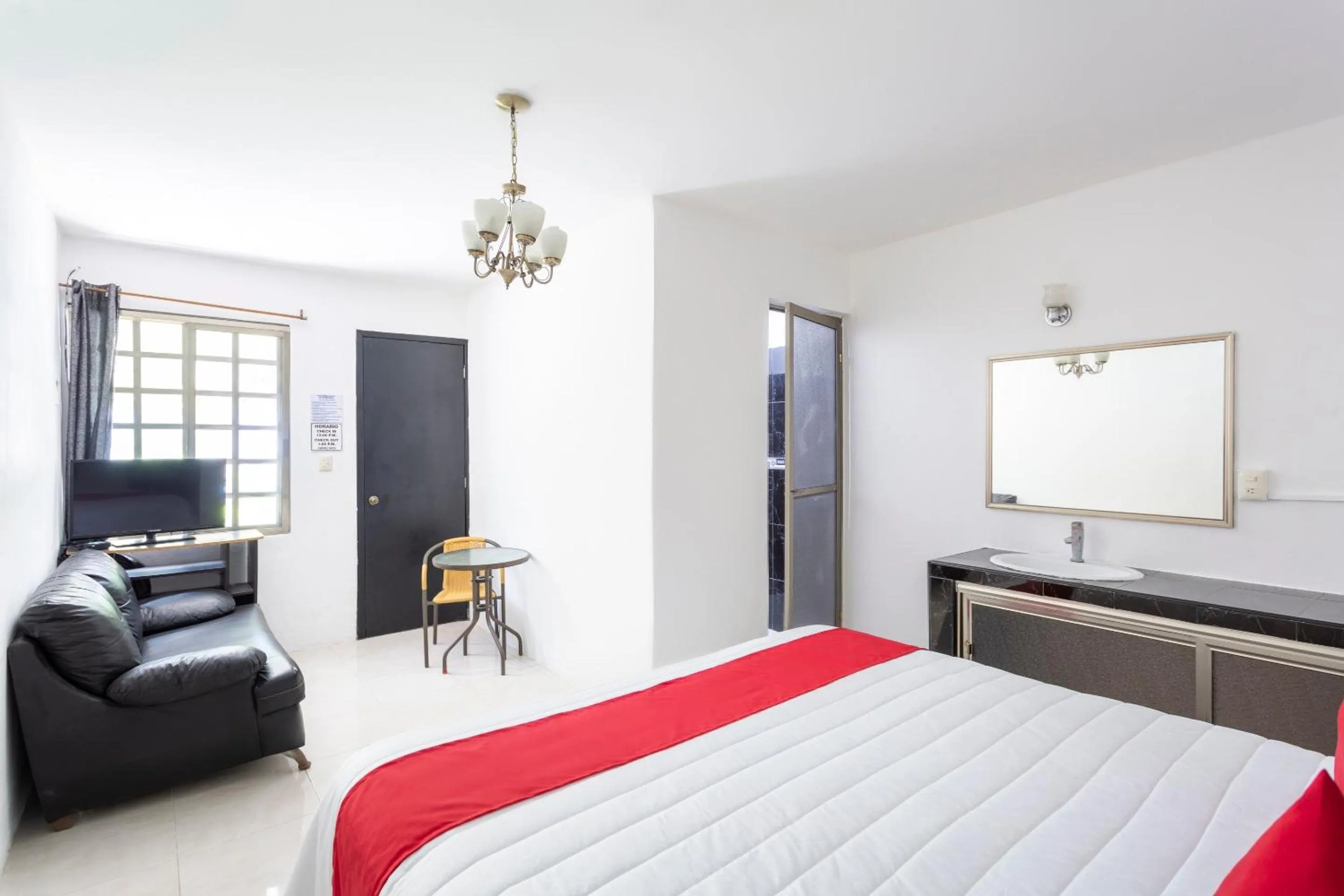 Bedroom, Bed in OYO Hotel Rio Chetumal