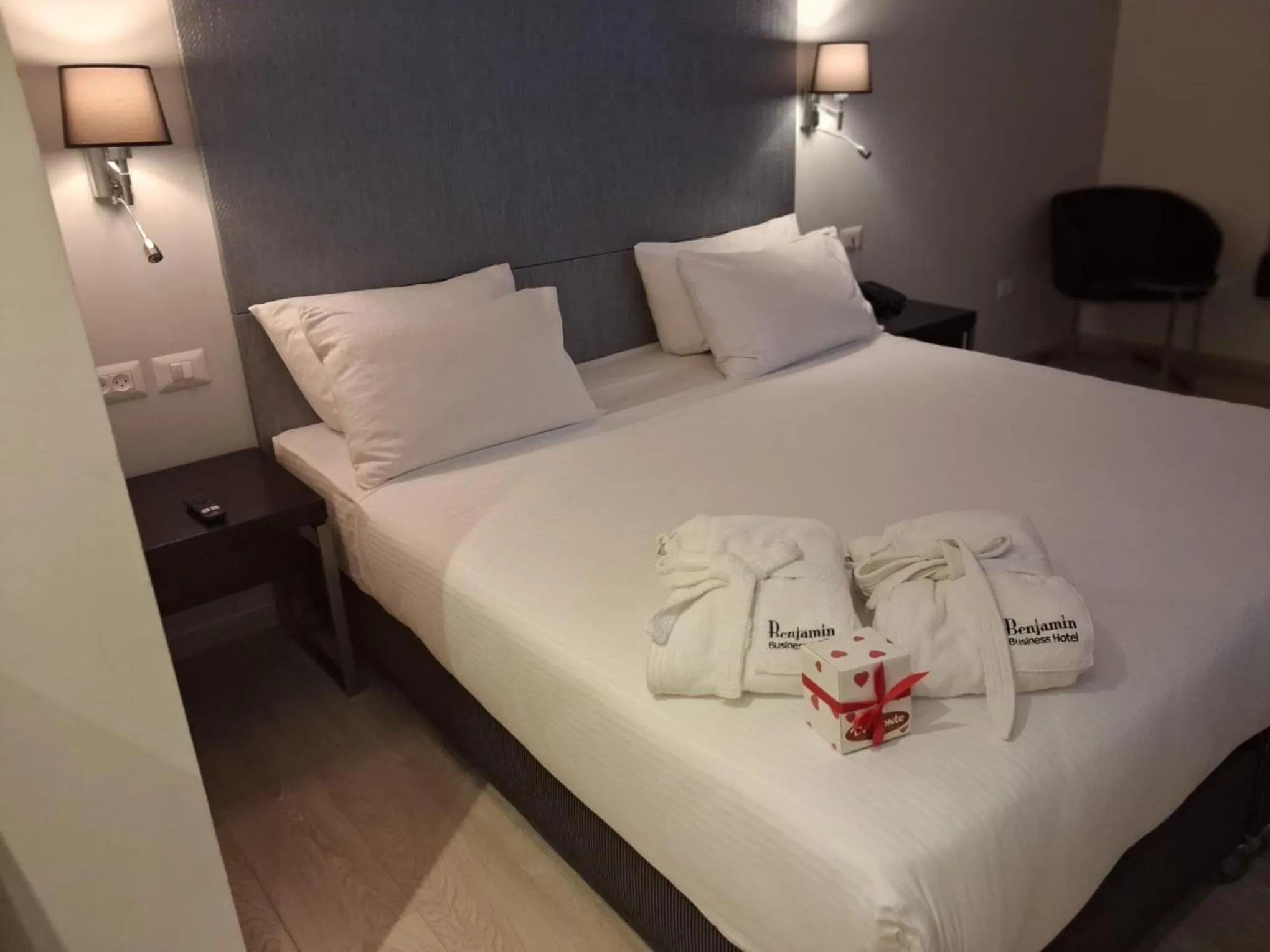 Bedroom, Bed in Benjamin Business Hotel