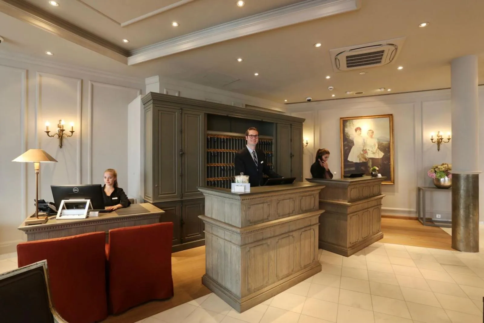 Lobby or reception in Hotel München Palace