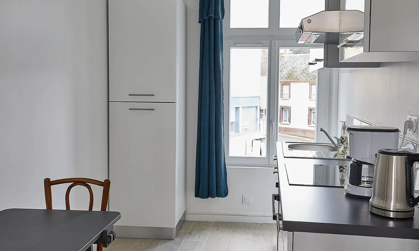Kitchen or kitchenette in Appart'Hôtel de Paris