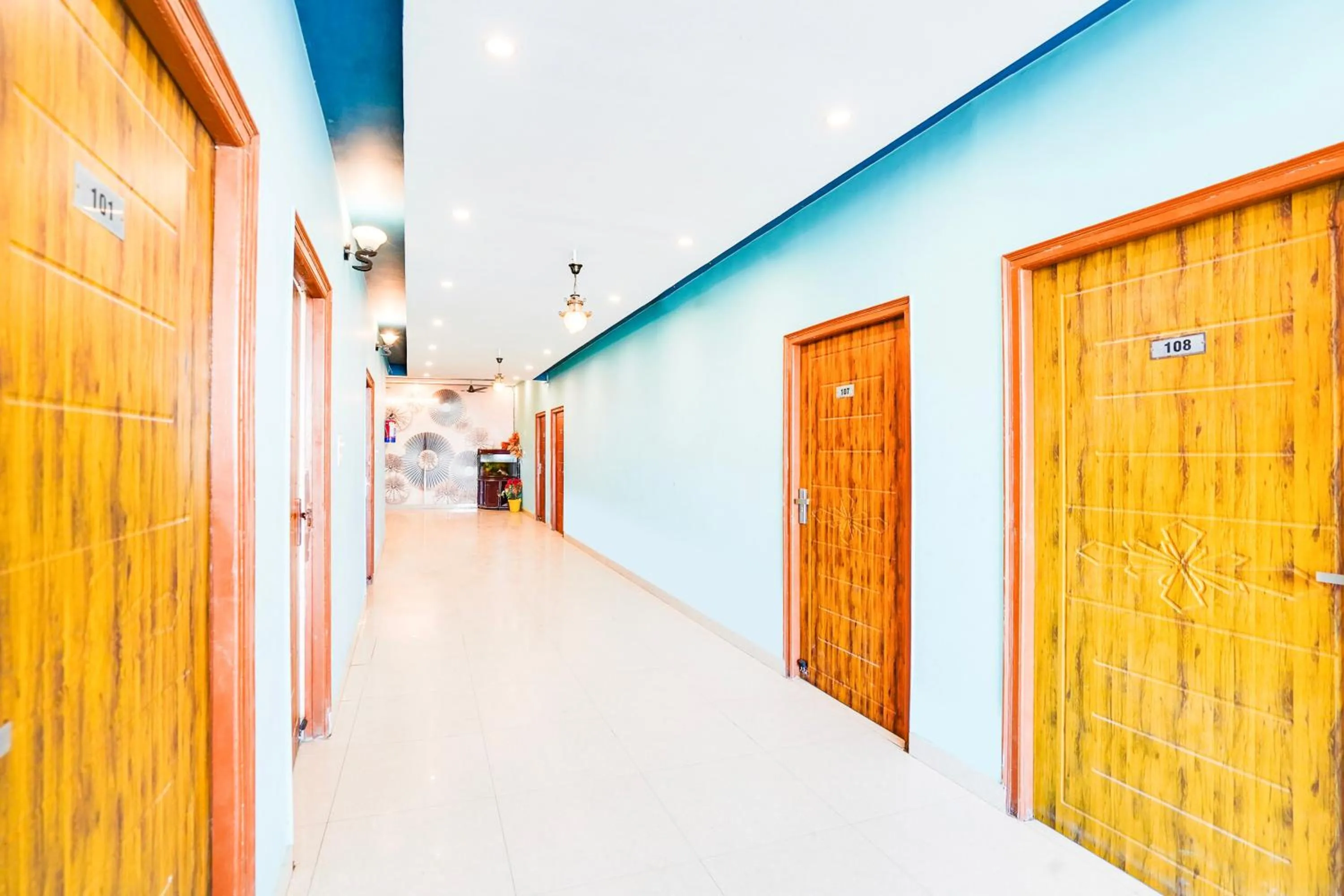 Lobby or reception in Super Hotel O Kedarpuram Near Doon University