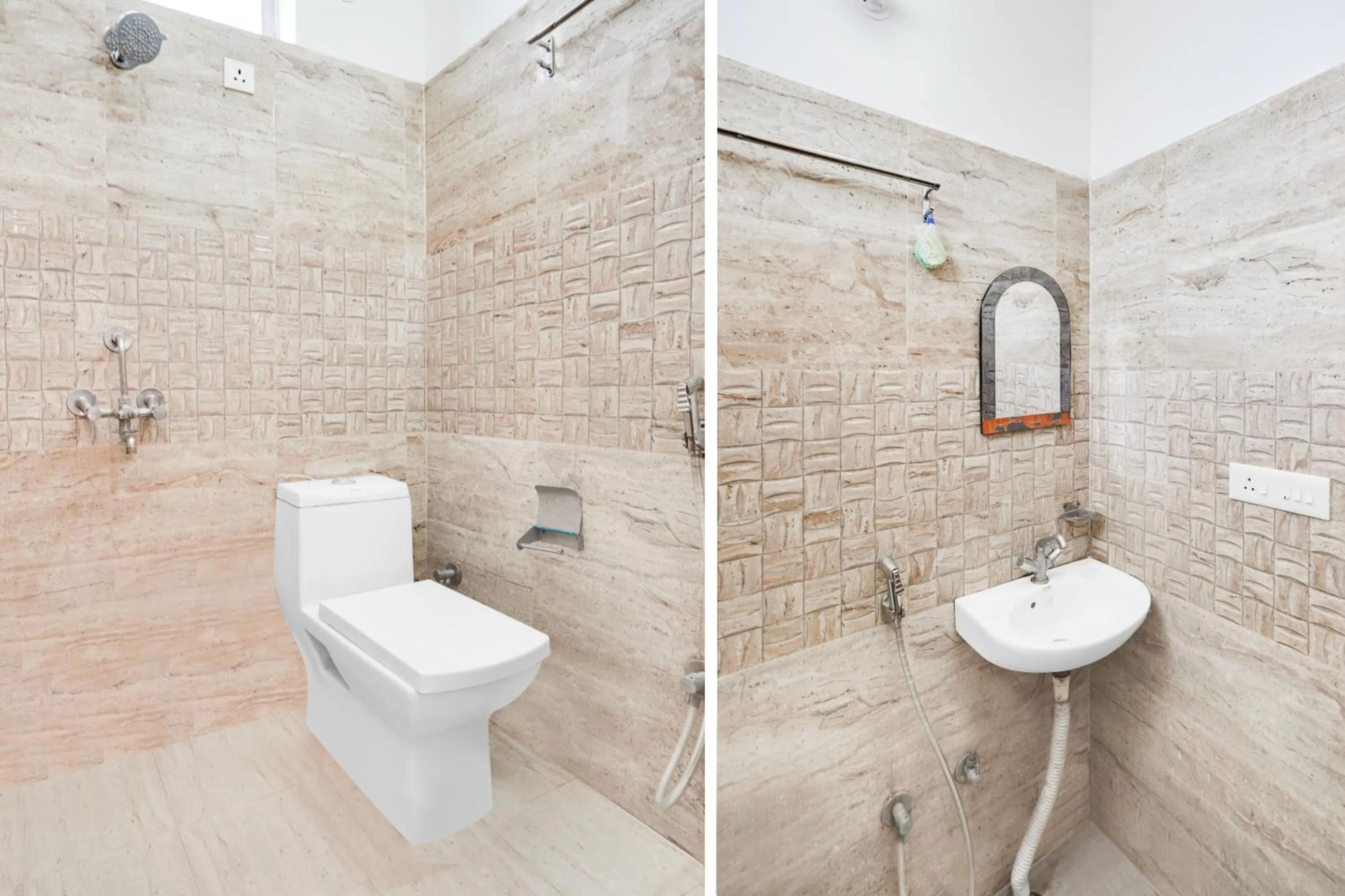 Bathroom in Super Hotel O Kedarpuram Near Doon University