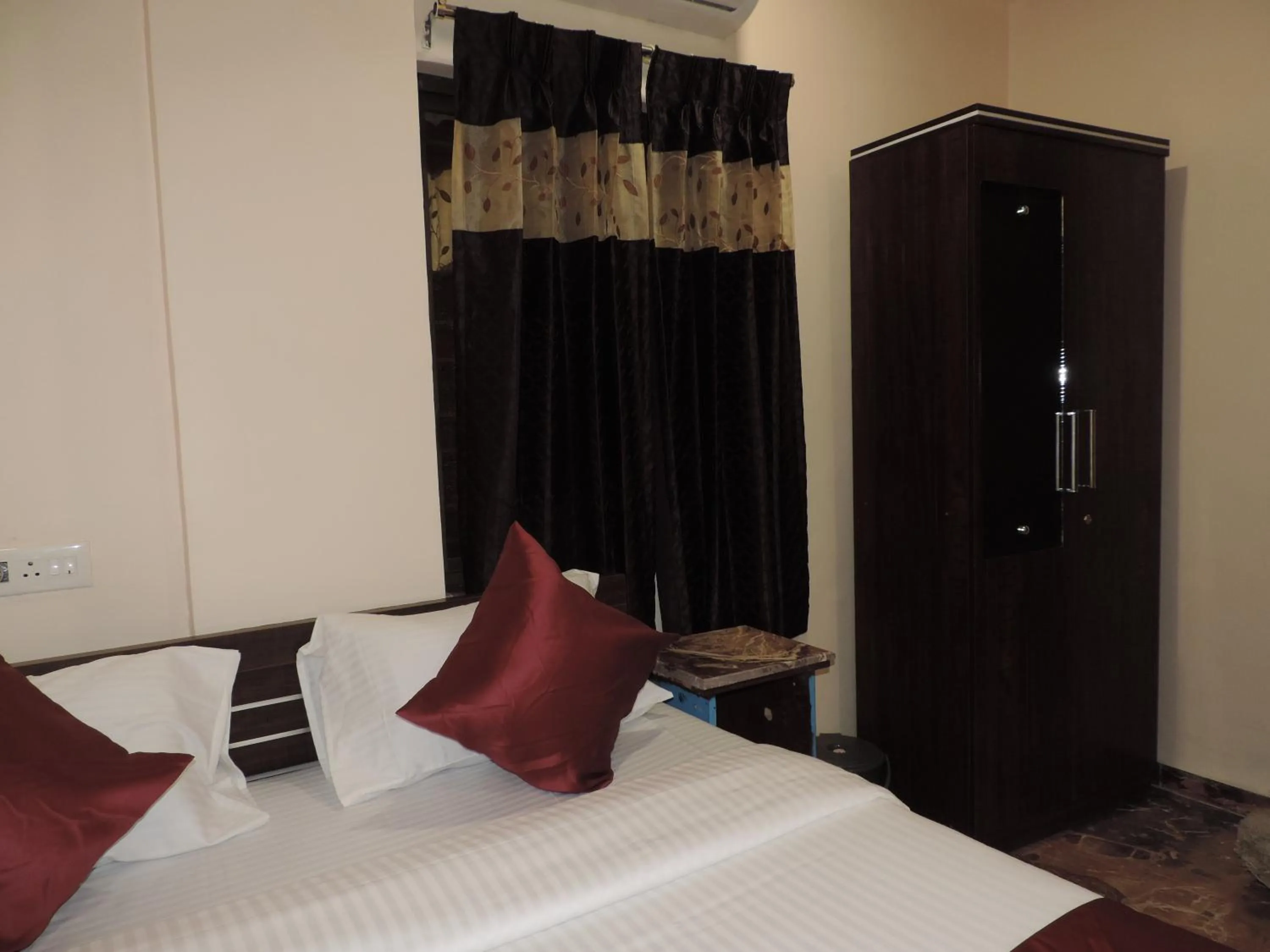 Bed in Punest Hospitality