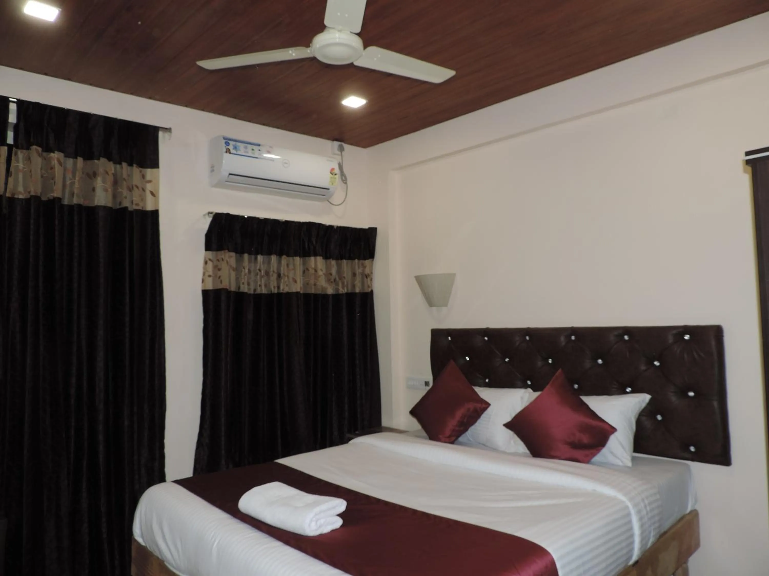 Photo of the whole room in Punest Hospitality