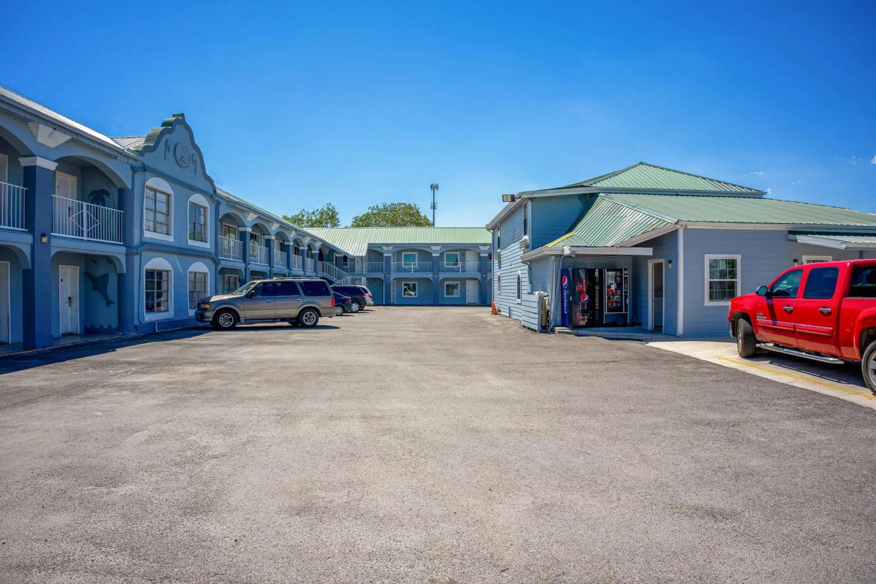 Facade/entrance in Pelican Inn by Belvilla Aransas Pass, TX