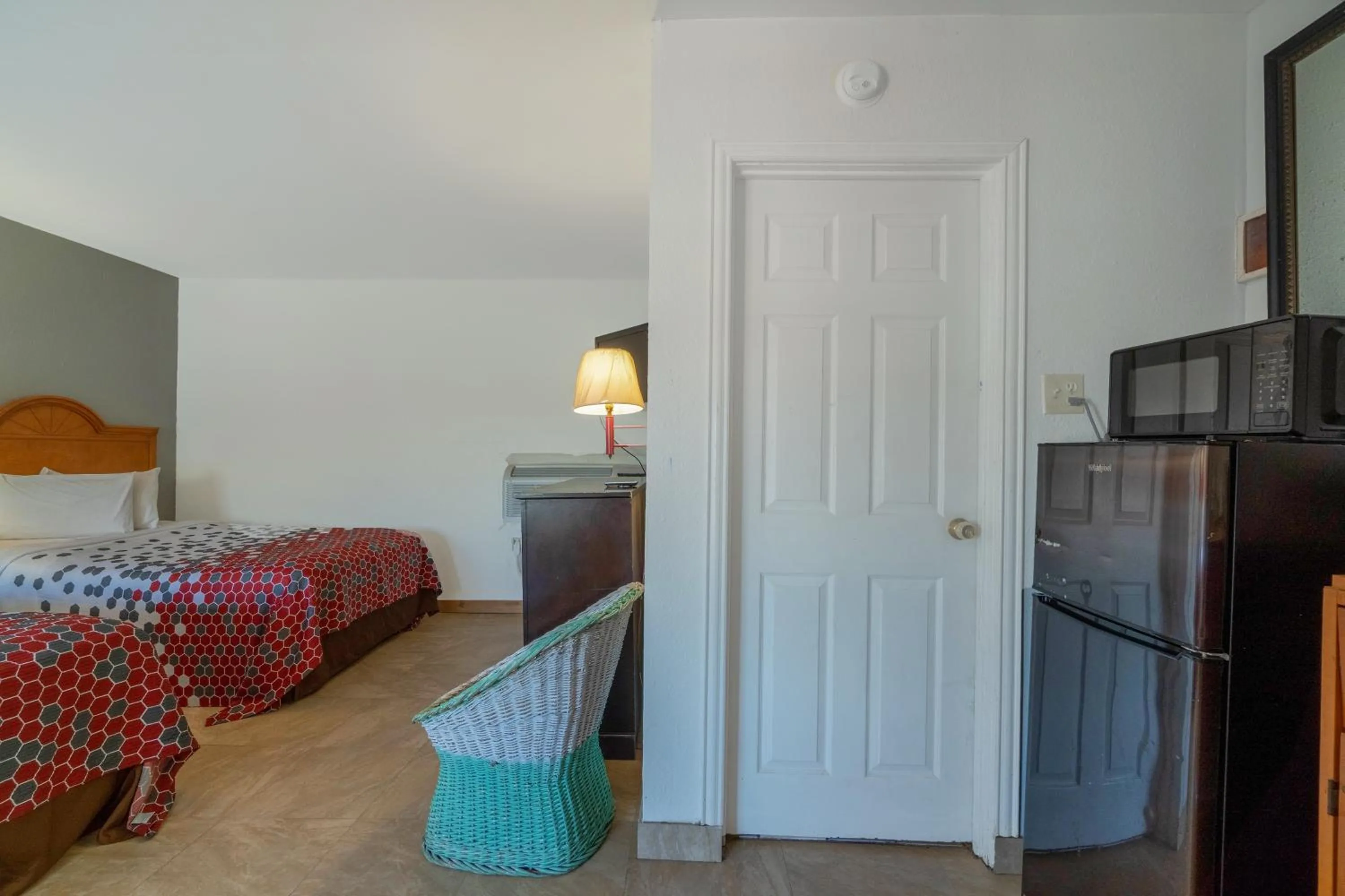 Bedroom, Bed in Pelican Inn by Belvilla Aransas Pass, TX