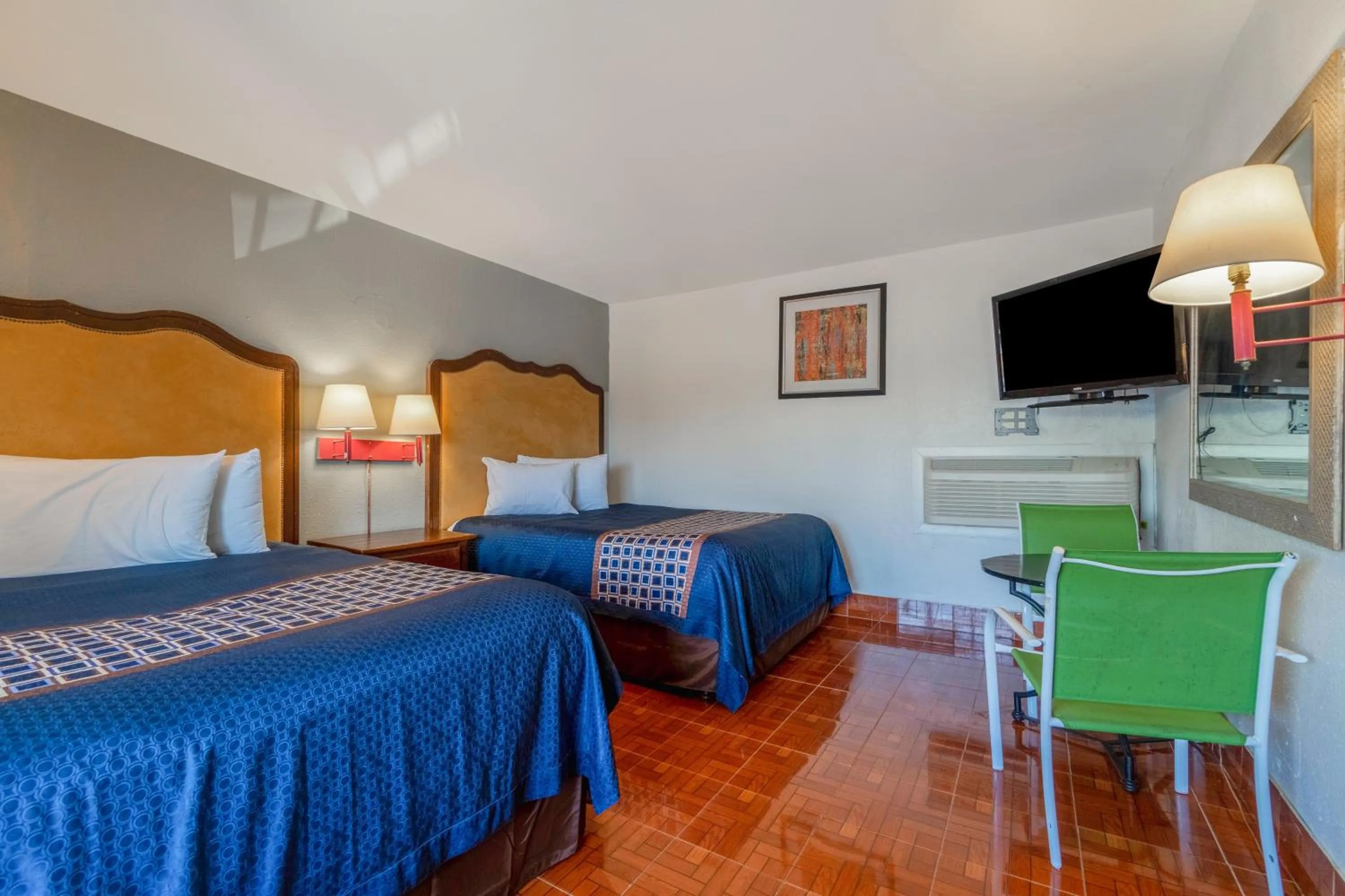 Bedroom, Bed in Pelican Inn by Belvilla Aransas Pass, TX