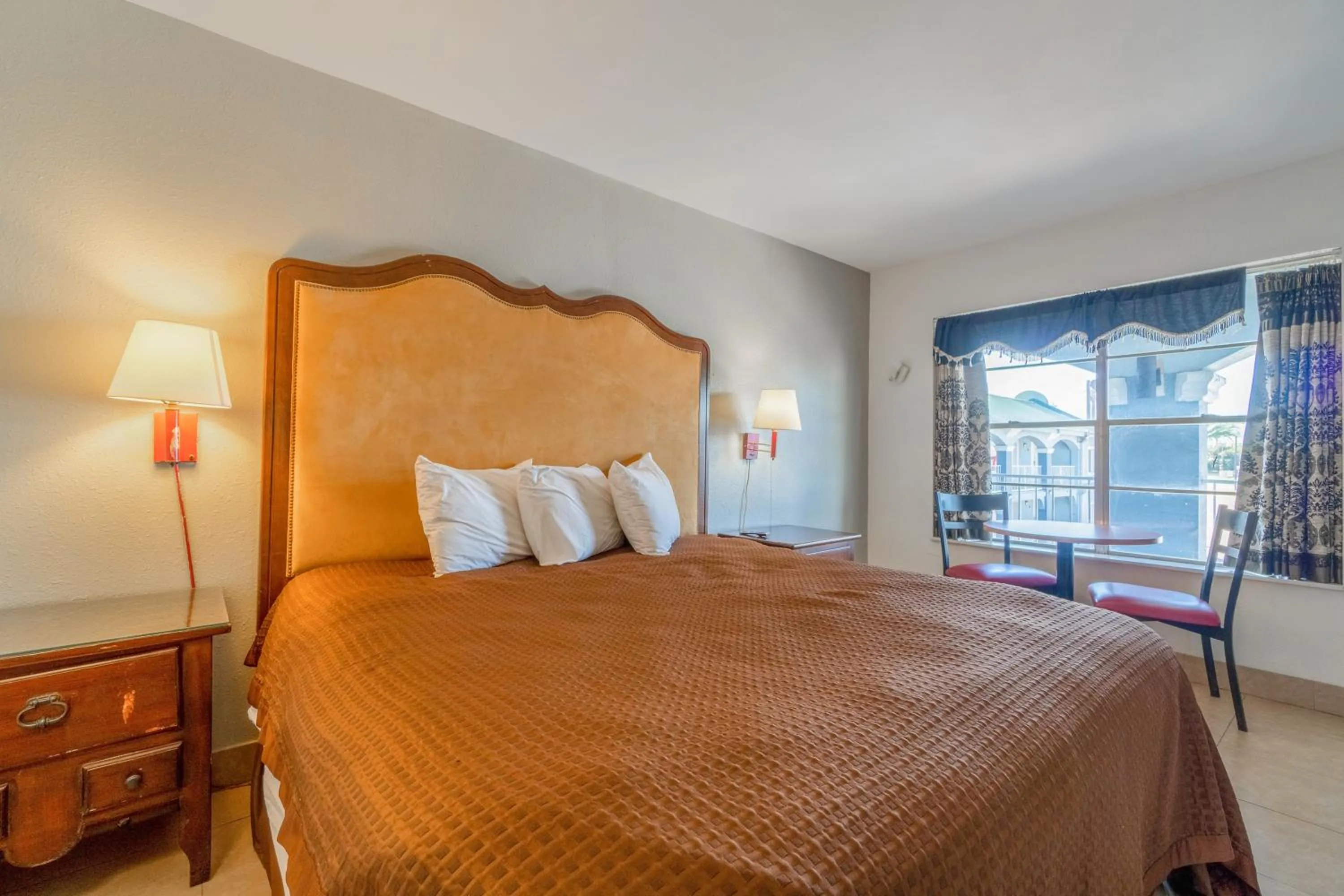 Bedroom, Bed in Pelican Inn by Belvilla Aransas Pass, TX