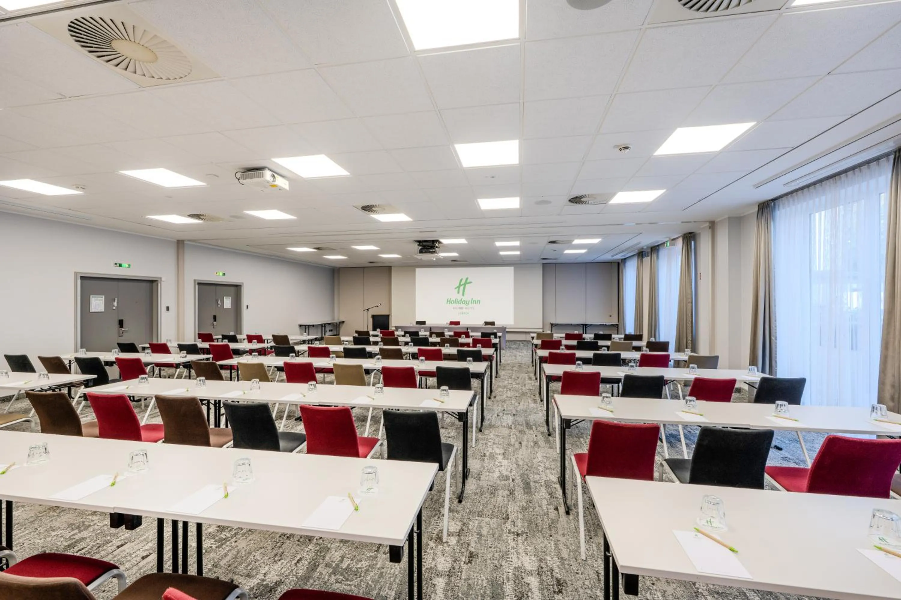 Meeting/conference room in Holiday Inn Lübeck by IHG